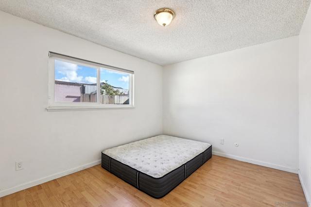 San Diego, California, 92111, United States, 3 Bedrooms Bedrooms, ,2 BathroomsBathrooms,Residential,For Sale,2007846