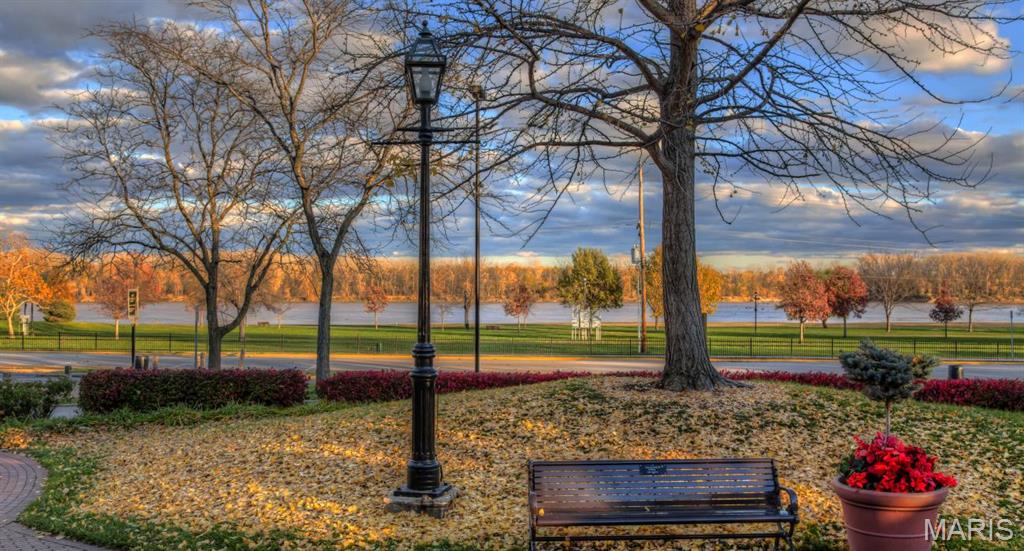 St Charles, Missouri, 63301, United States, 4 Bedrooms Bedrooms, ,3 BathroomsBathrooms,Residential,For Sale,1997020