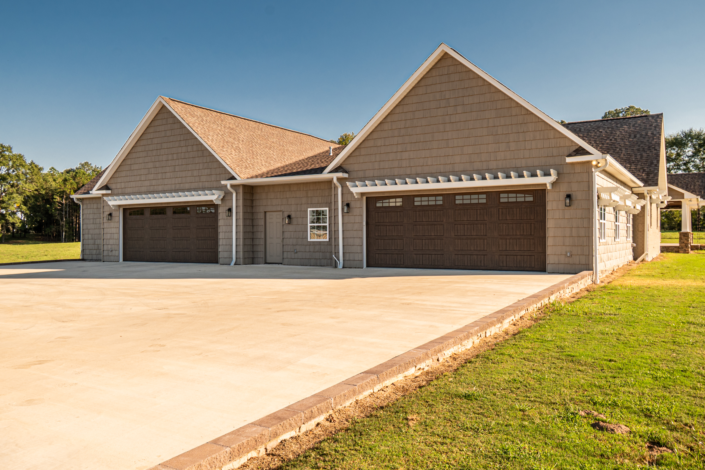 El Dorado, Arkansas, 71730, United States, 3 Bedrooms Bedrooms, ,3 BathroomsBathrooms,Residential,For Sale,1982528