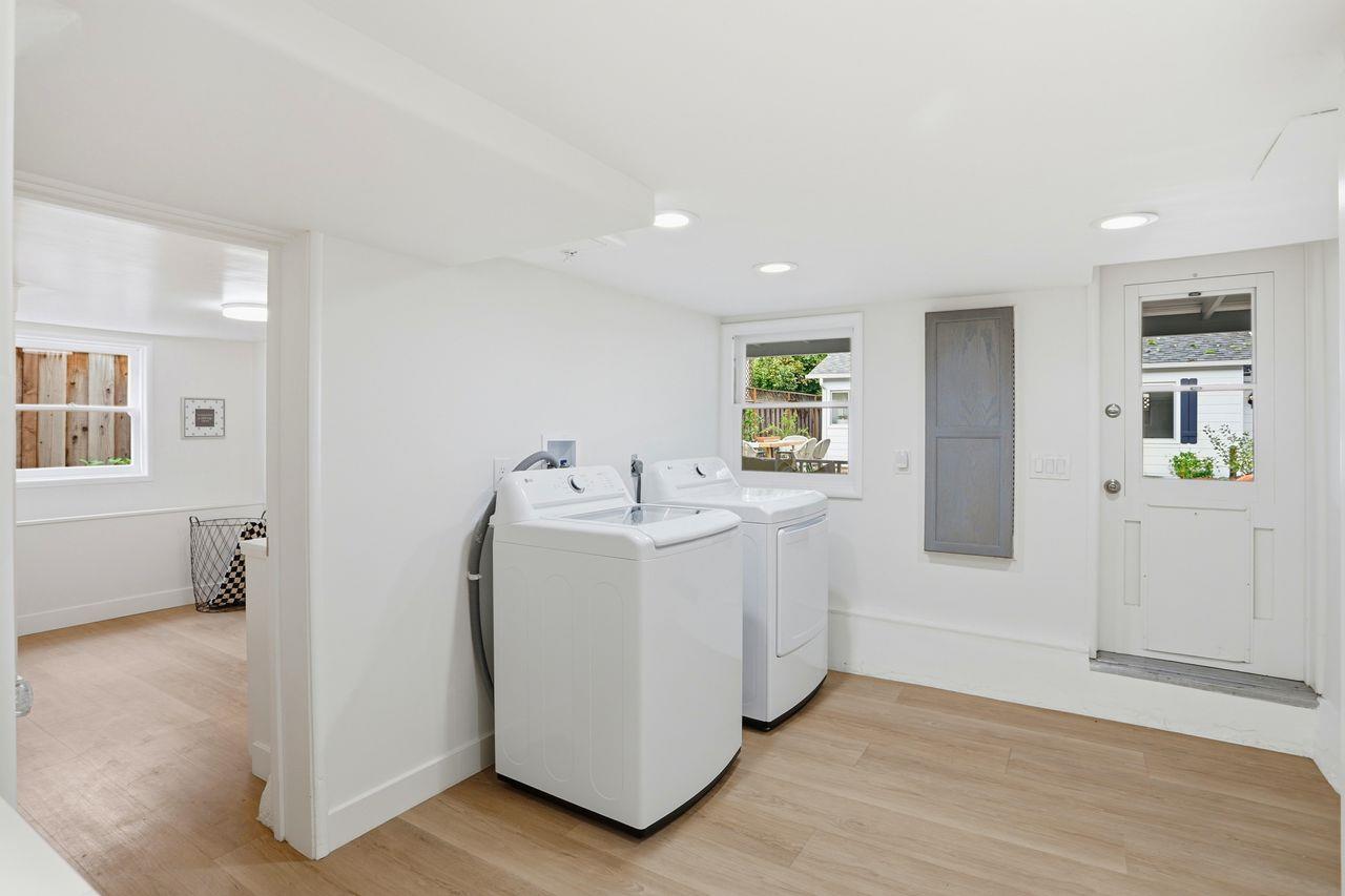 San Jose, California, 95126, United States, 4 Bedrooms Bedrooms, ,3 BathroomsBathrooms,Residential,For Sale,1988226