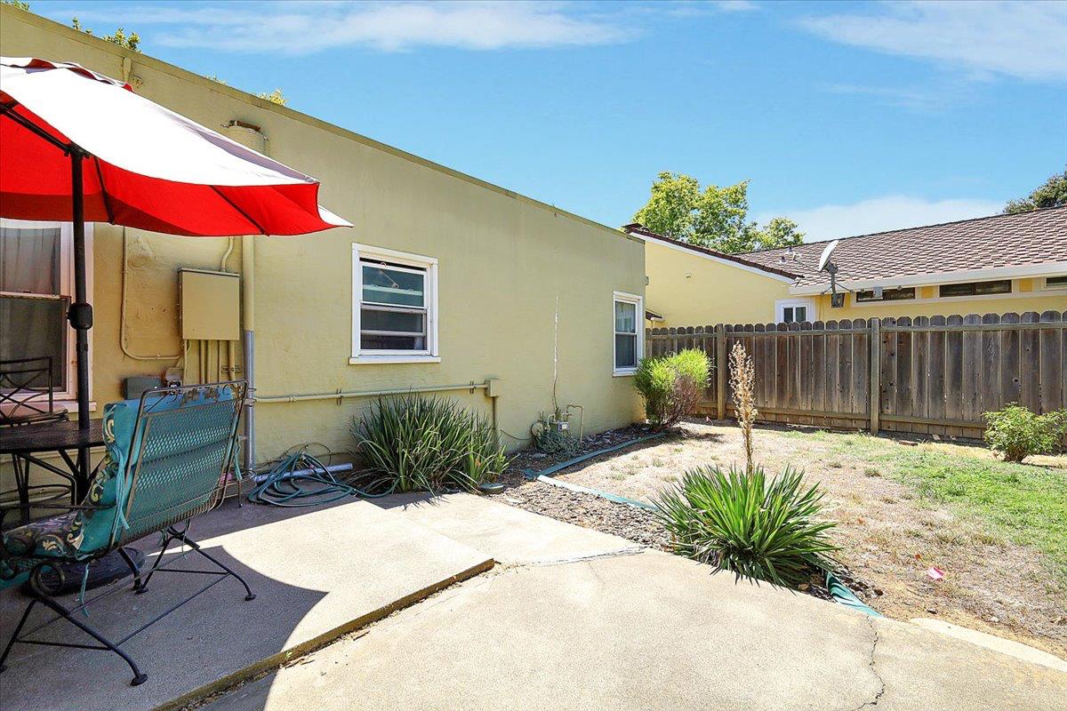 Sacramento, California, 95822, United States, 3 Bedrooms Bedrooms, ,2 BathroomsBathrooms,Residential,For Sale,1912719