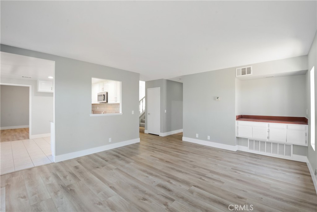 San Dimas, California, 91773, United States, 3 Bedrooms Bedrooms, ,3 BathroomsBathrooms,Residential,For Sale,1889581