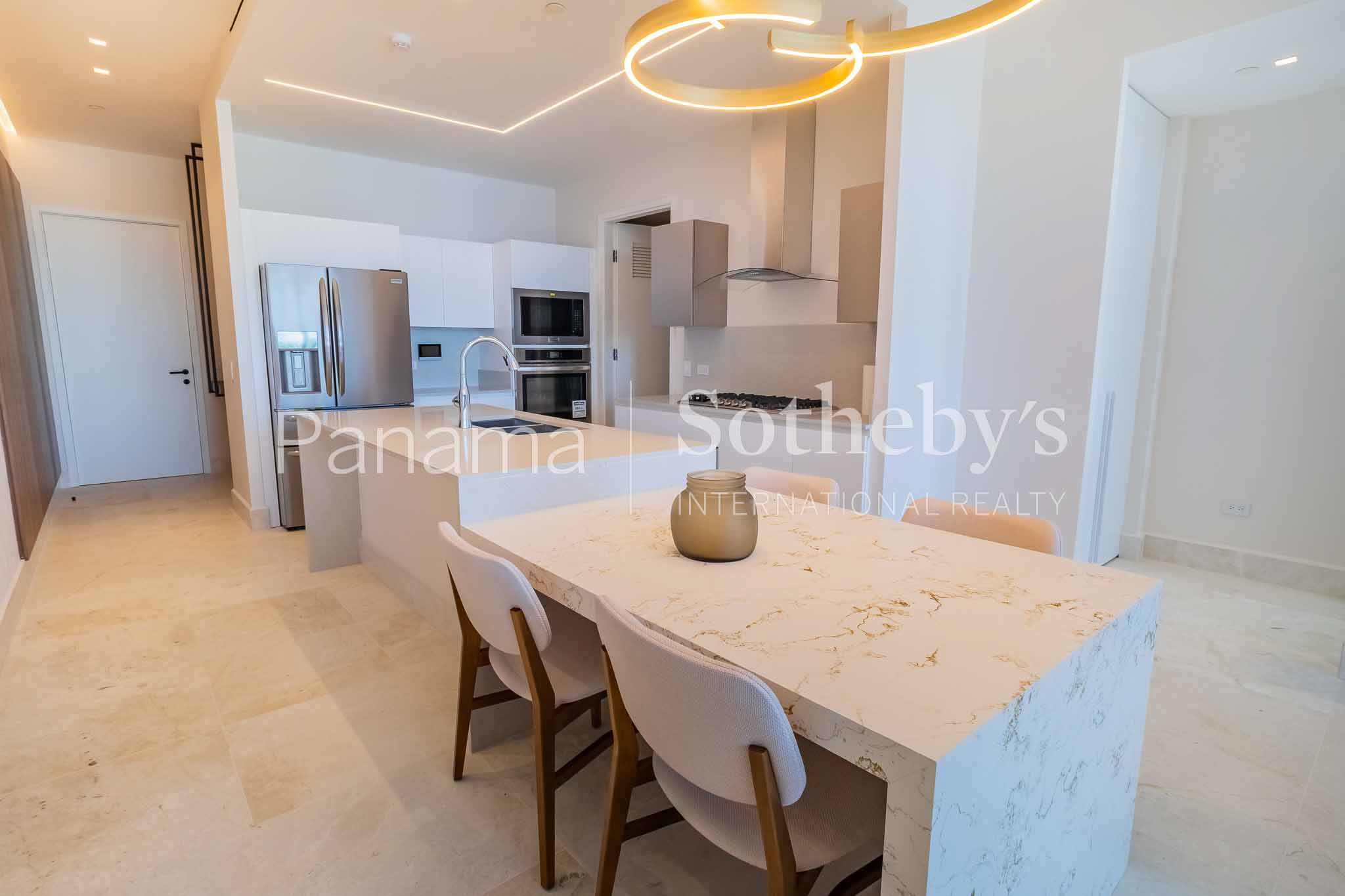  Furnished 2-Bedroom Residence for Sale at Casa del Mar, Ocean Reef Islands - 物件實景