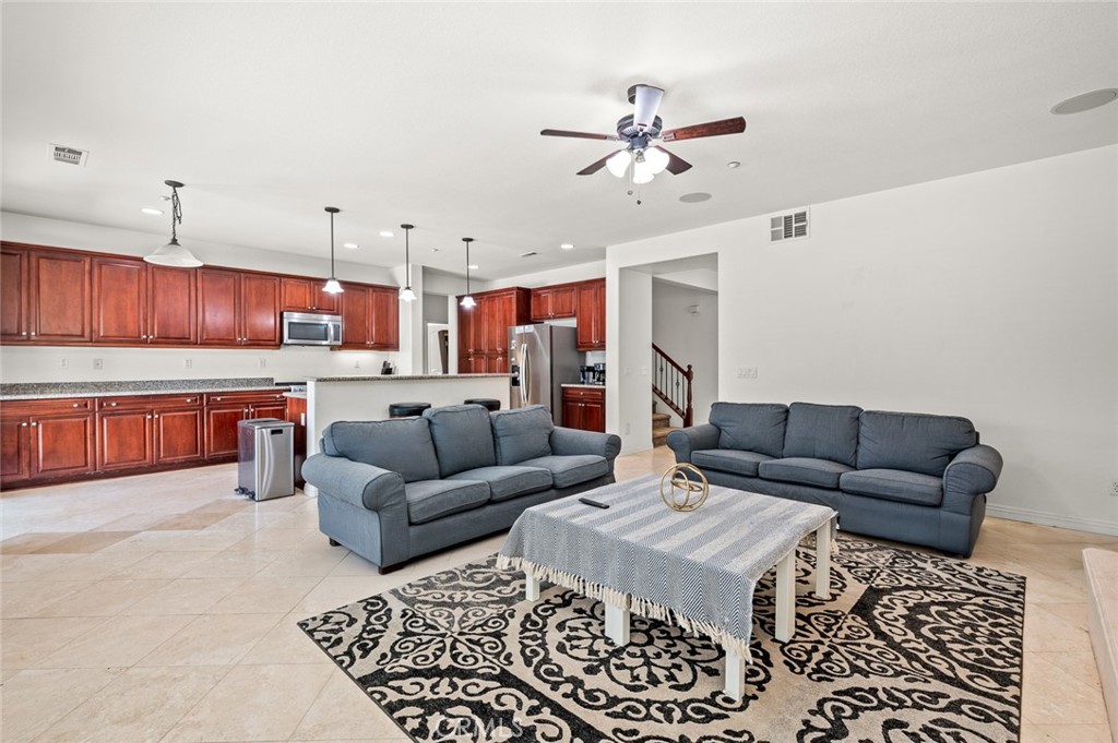 Riverside, California, 92501, United States, 5 Bedrooms Bedrooms, ,3 BathroomsBathrooms,Residential,For Sale,2003384