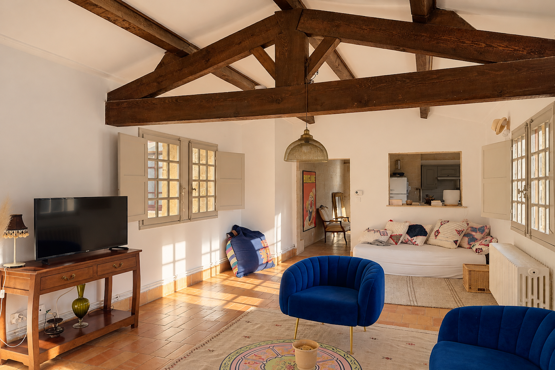  17th Century Private Mansion - 105 m² - Steps from Place aux Herbes - 物件實景