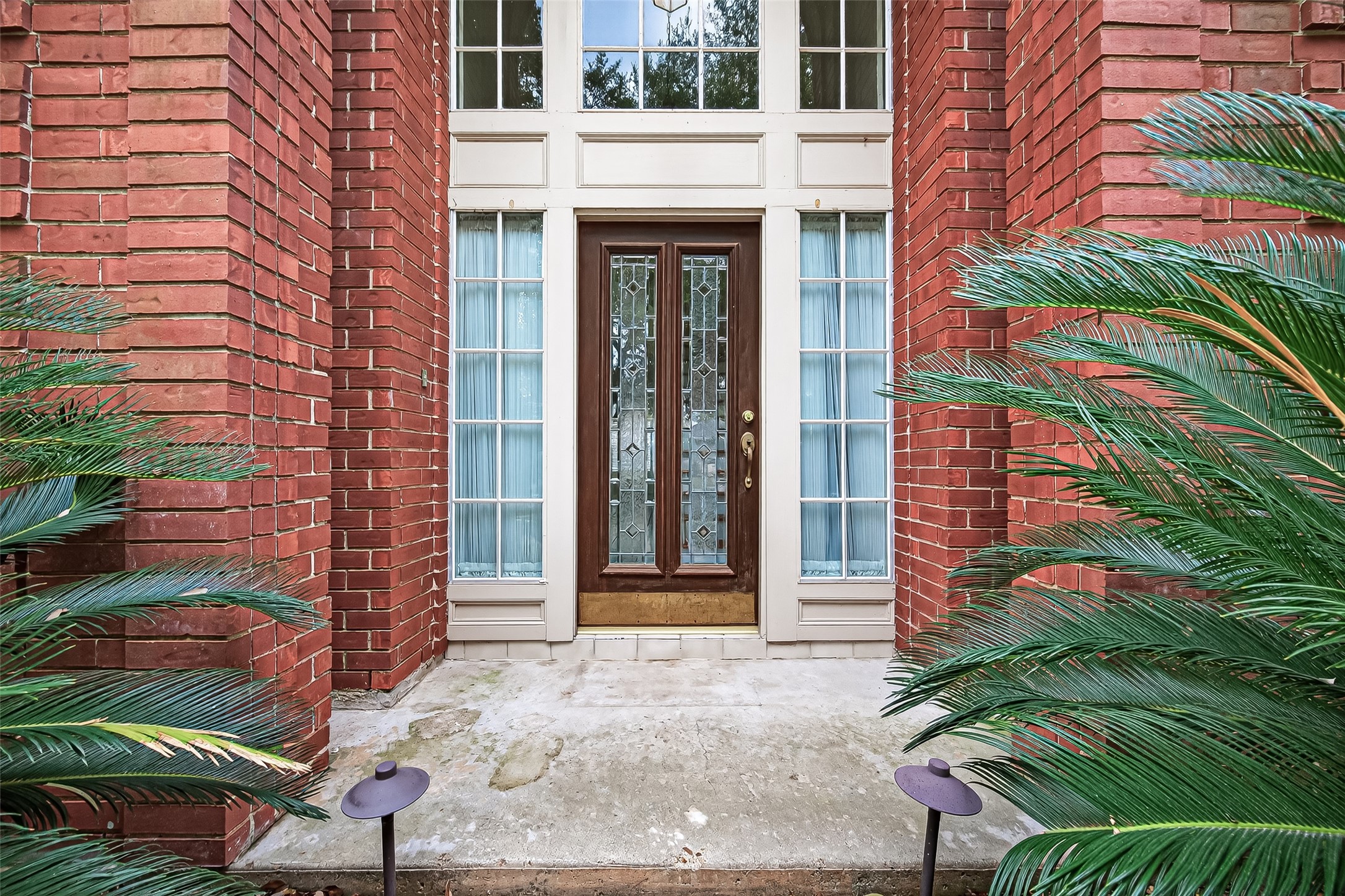 Sugar Land, Texas, 77478, United States, 5 Bedrooms Bedrooms, ,4 BathroomsBathrooms,Residential,For Sale,1971376