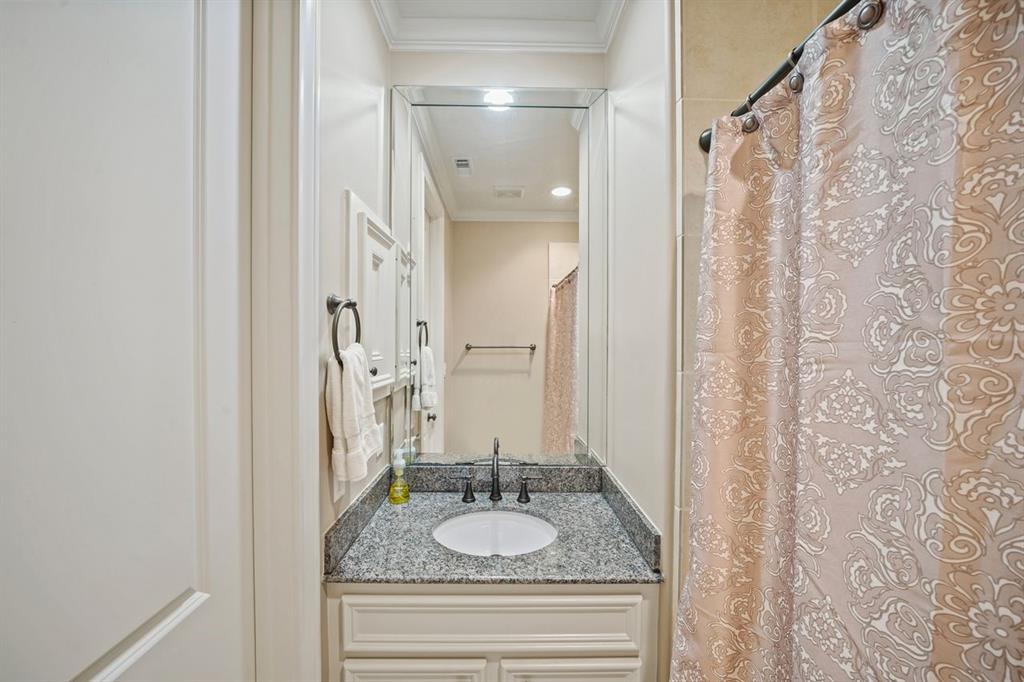 Houston, Texas, 77025, United States, 3 Bedrooms Bedrooms, ,4 BathroomsBathrooms,Residential,For Sale,1874785