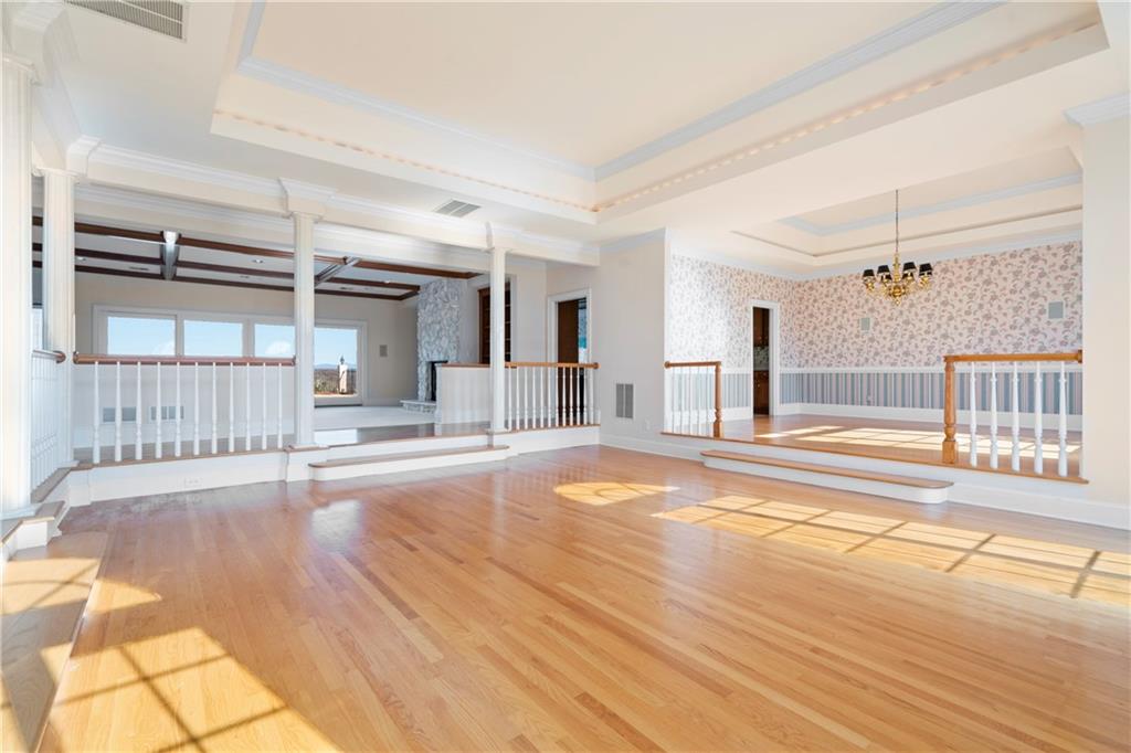 Gainesville, Georgia, 30506, United States, 5 Bedrooms Bedrooms, ,5 BathroomsBathrooms,Residential,For Sale,1996488