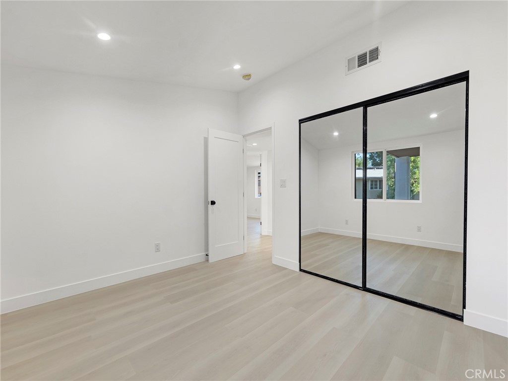 Winnetka, California, 91306, United States, 5 Bedrooms Bedrooms, ,3 BathroomsBathrooms,Residential,For Sale,1987319