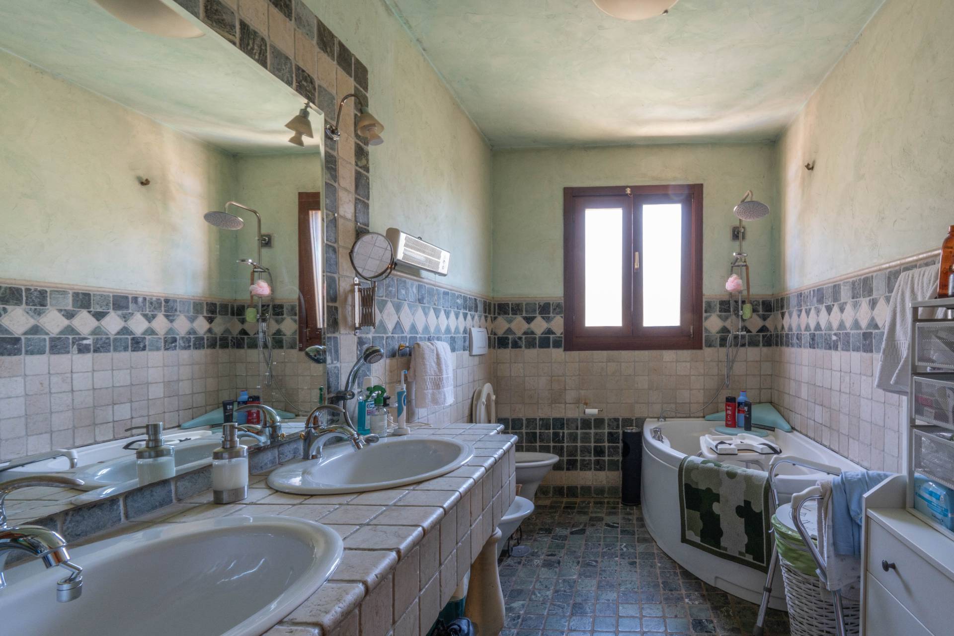 Parco Evoli, Noicattaro, Bari, 70016, IT, 9 Bedrooms Bedrooms, ,5 BathroomsBathrooms,Residential,For Sale,Parco Evoli,1639556