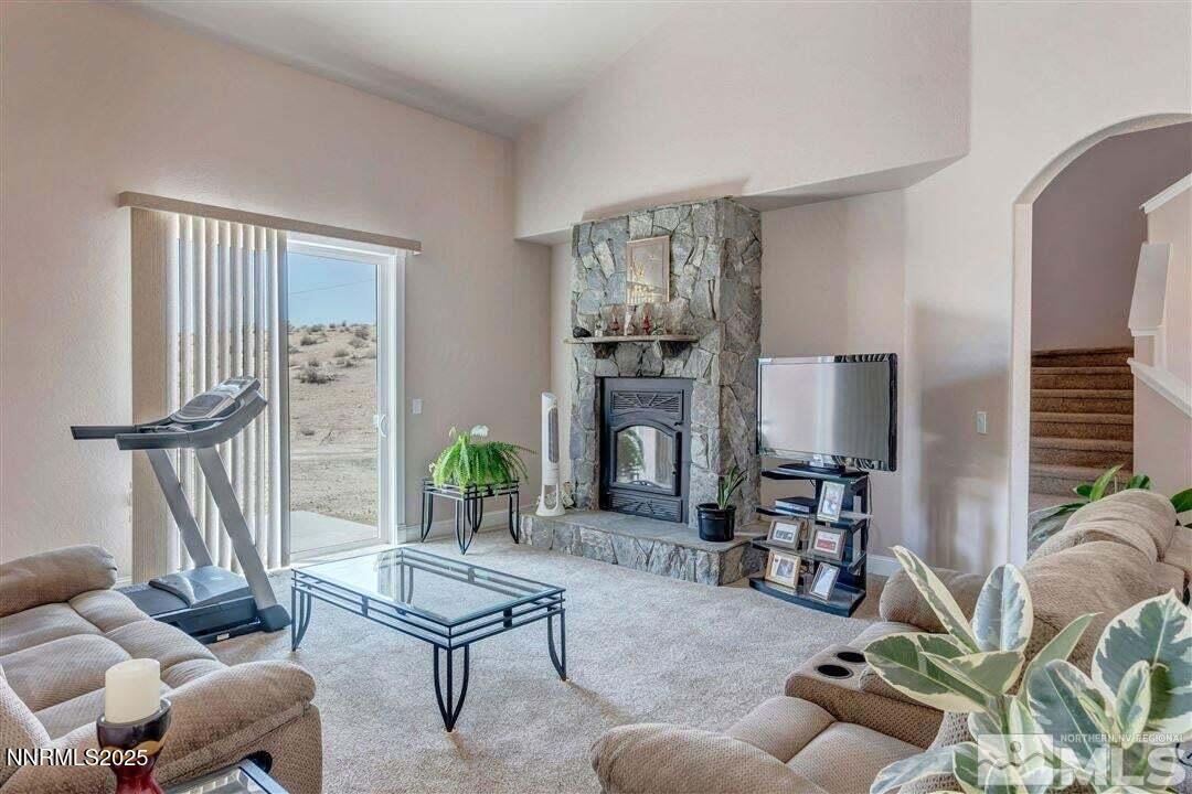 Stagecoach, Nevada, 89429, United States, 5 Bedrooms Bedrooms, ,3 BathroomsBathrooms,Residential,For Sale,1989176