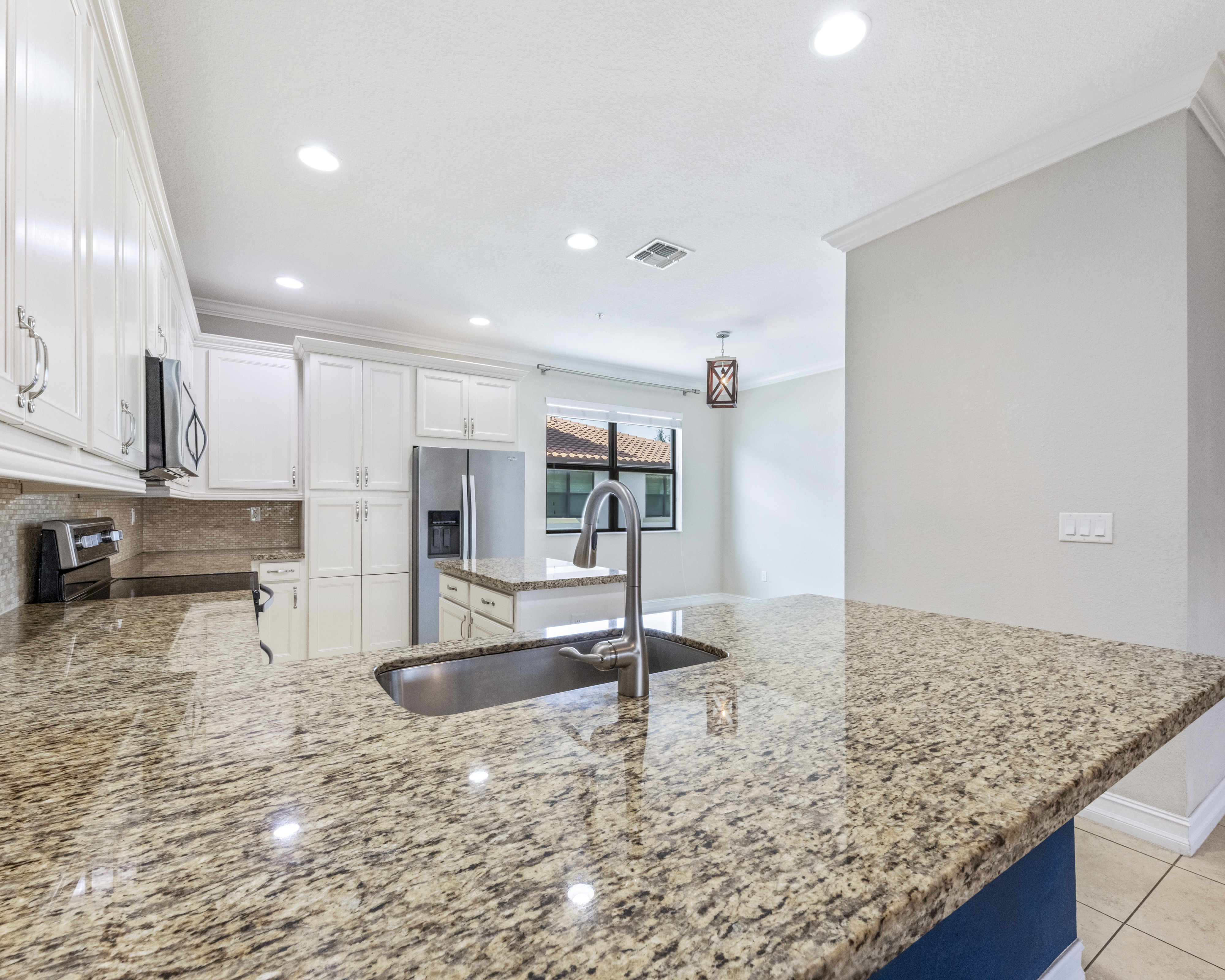  11348 SW 14th St, Pembroke Pines, FL, 33025 - 物件實景