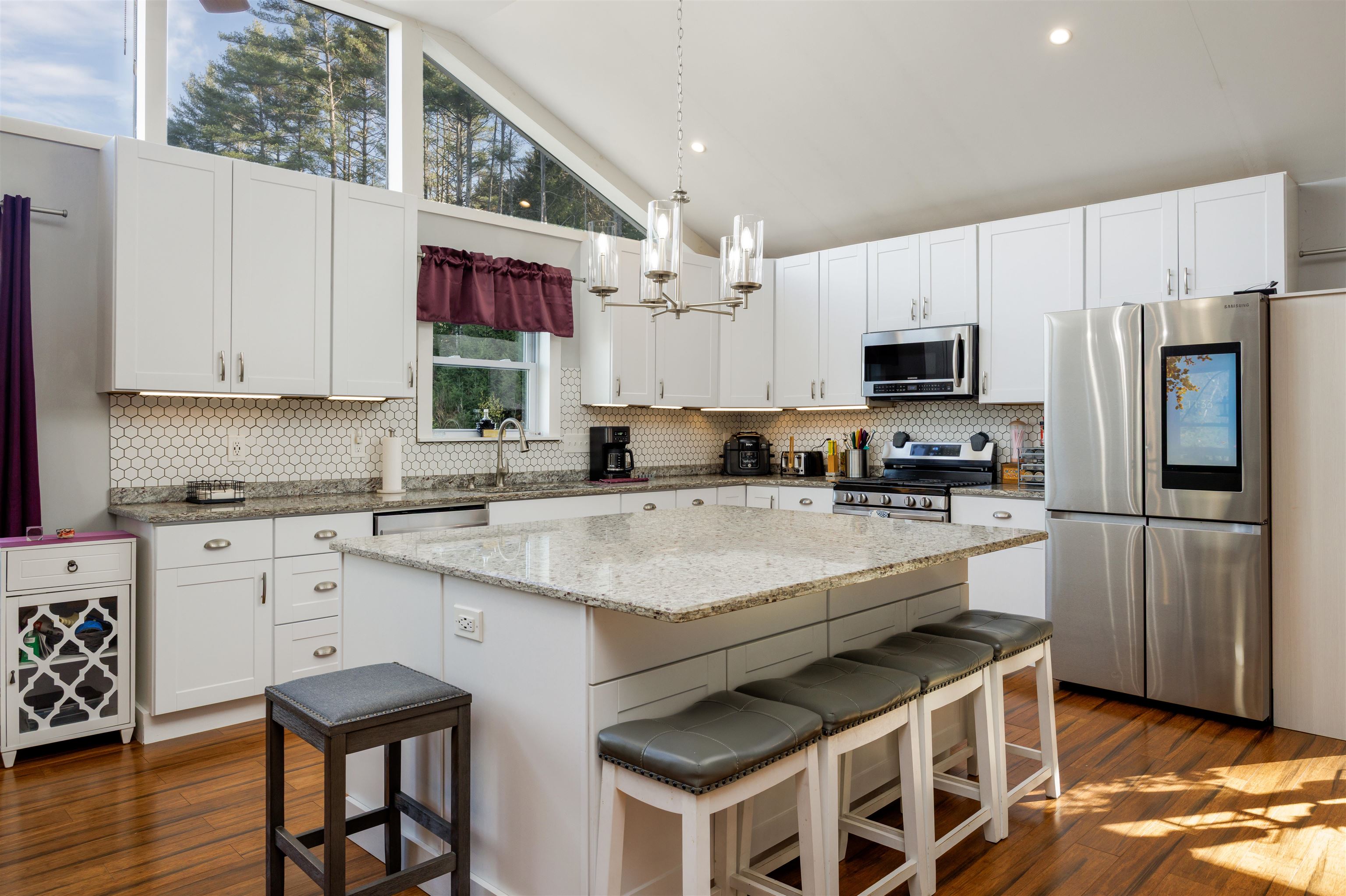 Grantham, New Hampshire, 03753, United States, 3 Bedrooms Bedrooms, ,2 BathroomsBathrooms,Residential,For Sale,1987951