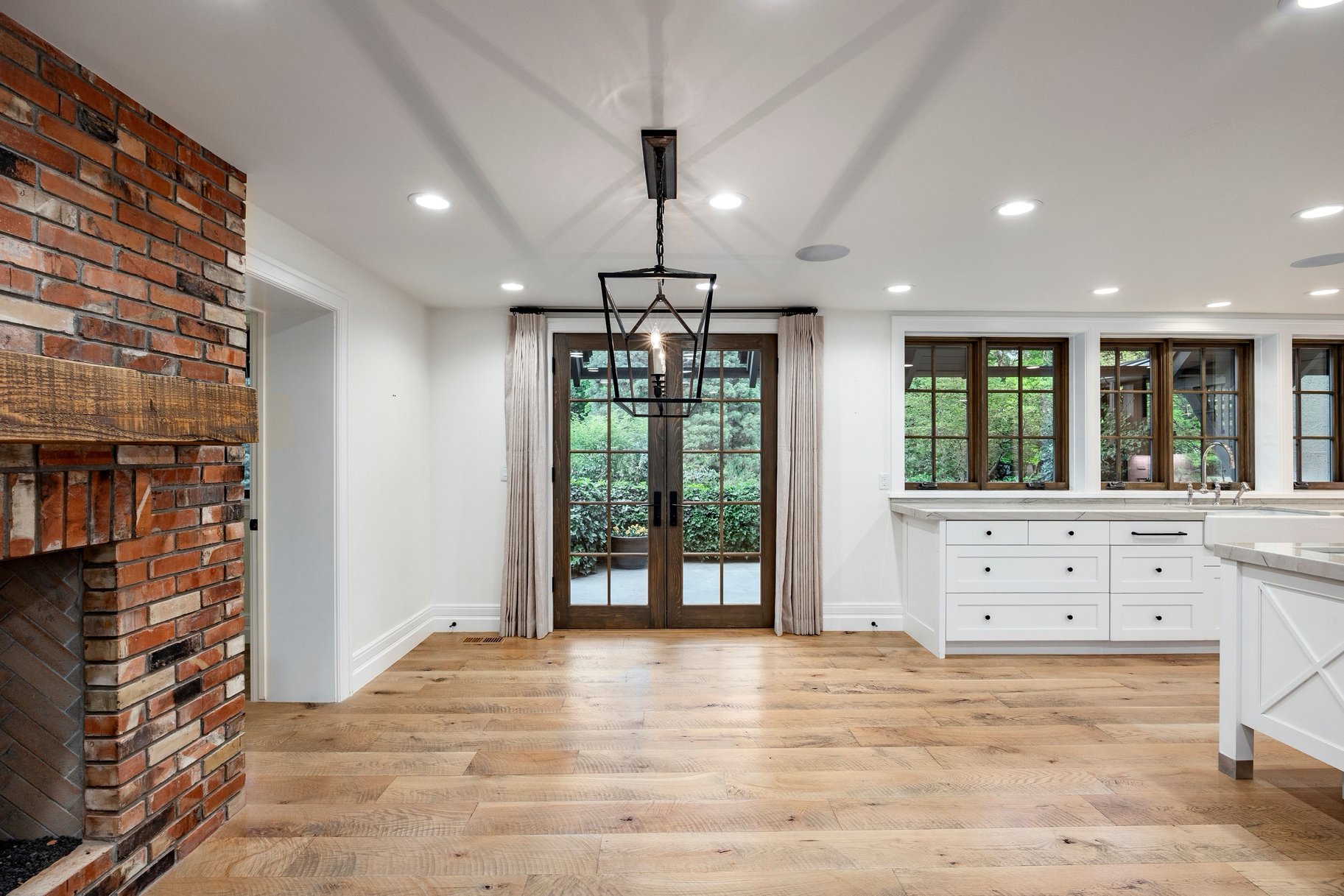  Stunning Tudor Estate in Premier Walker Lane Neighborhood - 物件實景