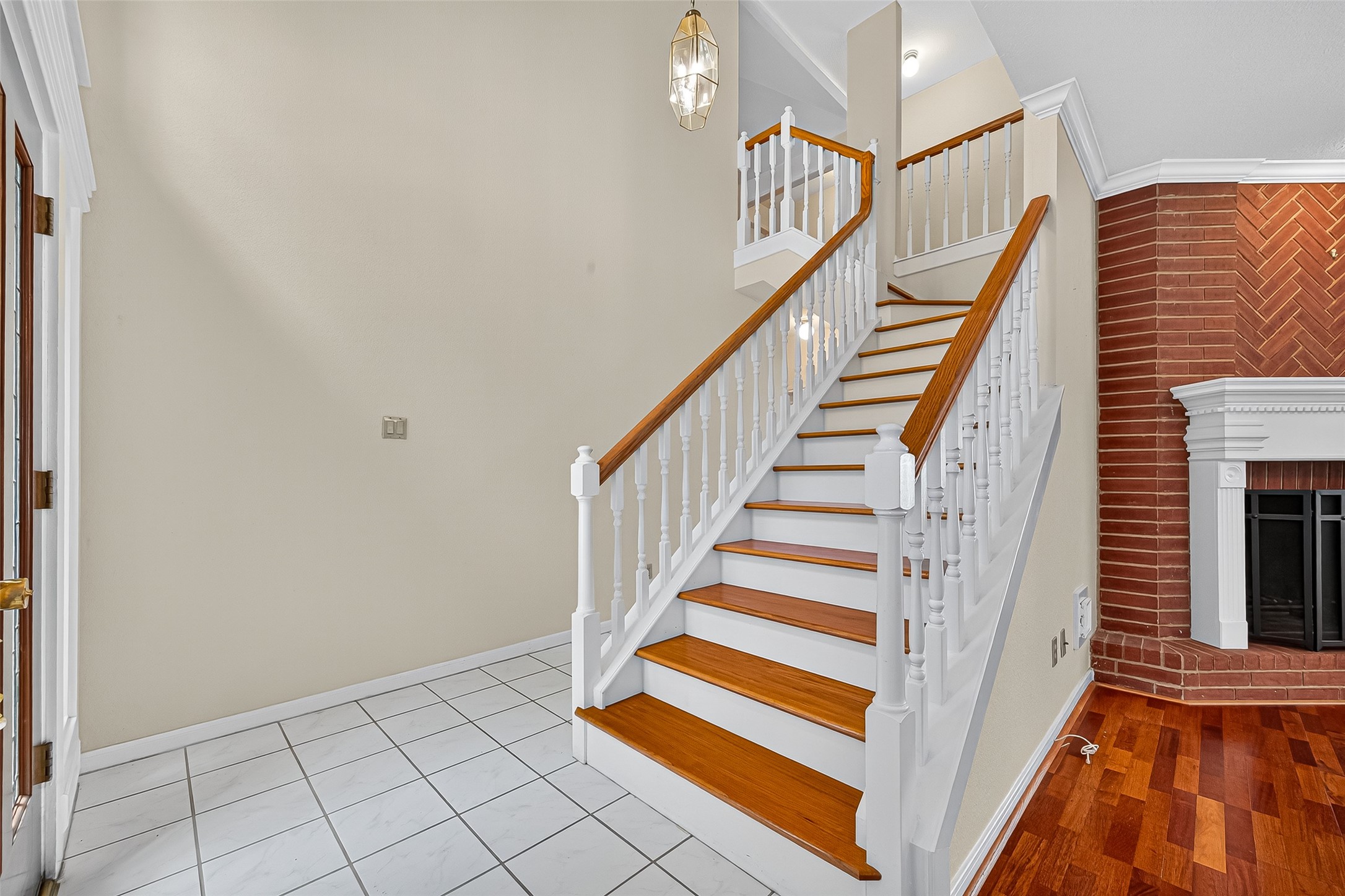 Sugar Land, Texas, 77478, United States, 5 Bedrooms Bedrooms, ,4 BathroomsBathrooms,Residential,For Sale,1971376