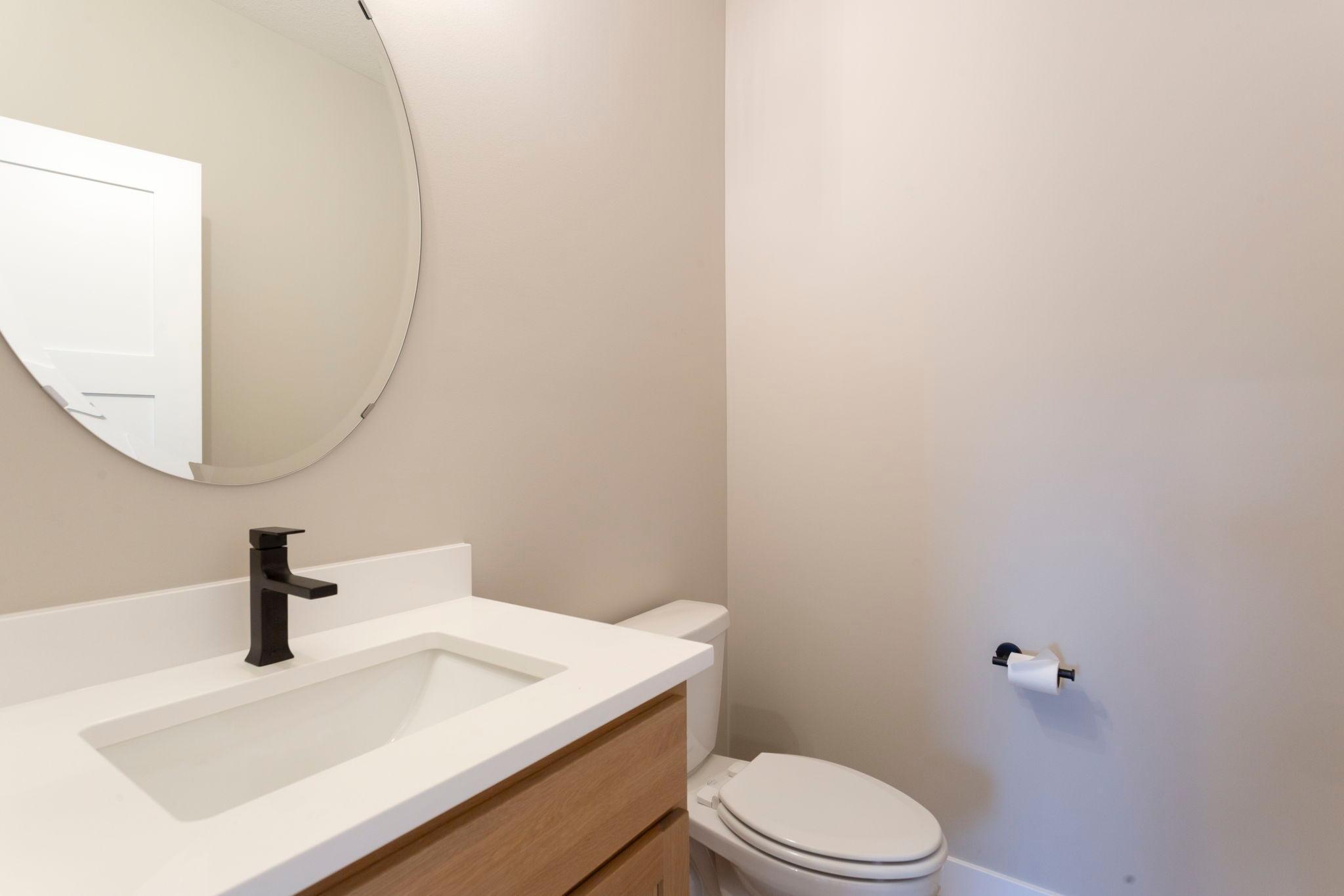 Roberts, Wisconsin, 54023, United States, 4 Bedrooms Bedrooms, ,3 BathroomsBathrooms,Residential,For Sale,1877013