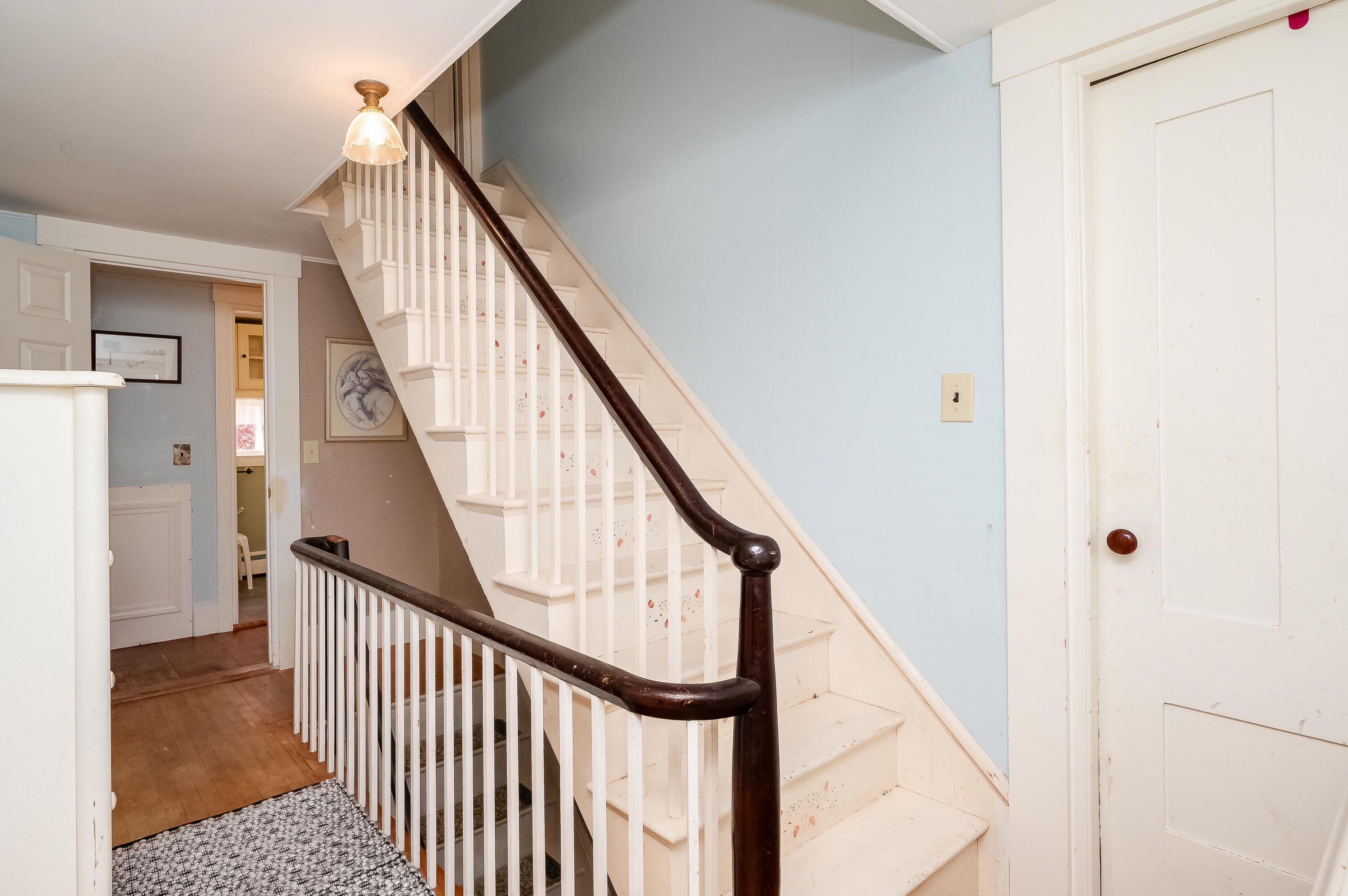 North Berwick, Maine, 03906, United States, 4 Bedrooms Bedrooms, ,2 BathroomsBathrooms,Residential,For Sale,1921414