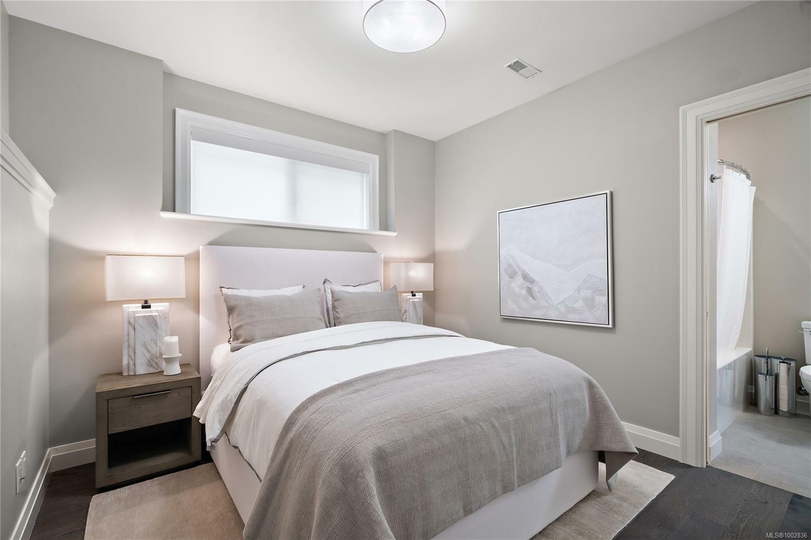 OAK BAY, British Columbia, V8R 3L8, CA, 6 Bedrooms Bedrooms, ,Residential,For Sale,1875057