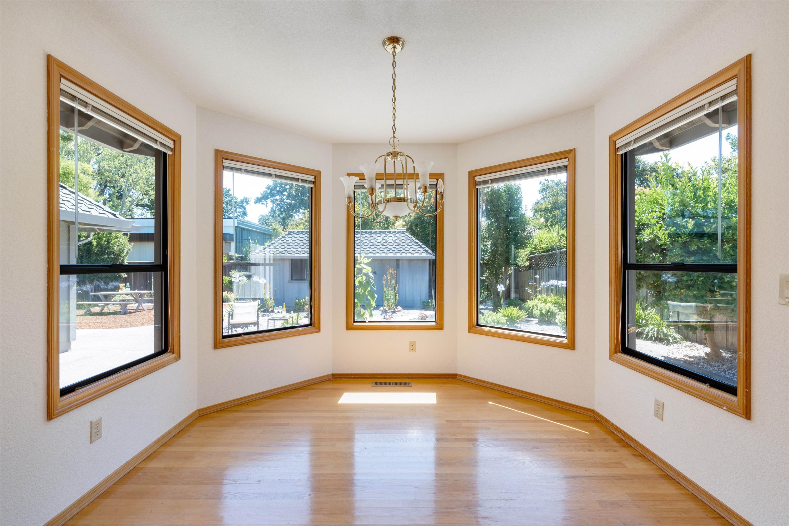  1150 Brockman Lane - 物件實景