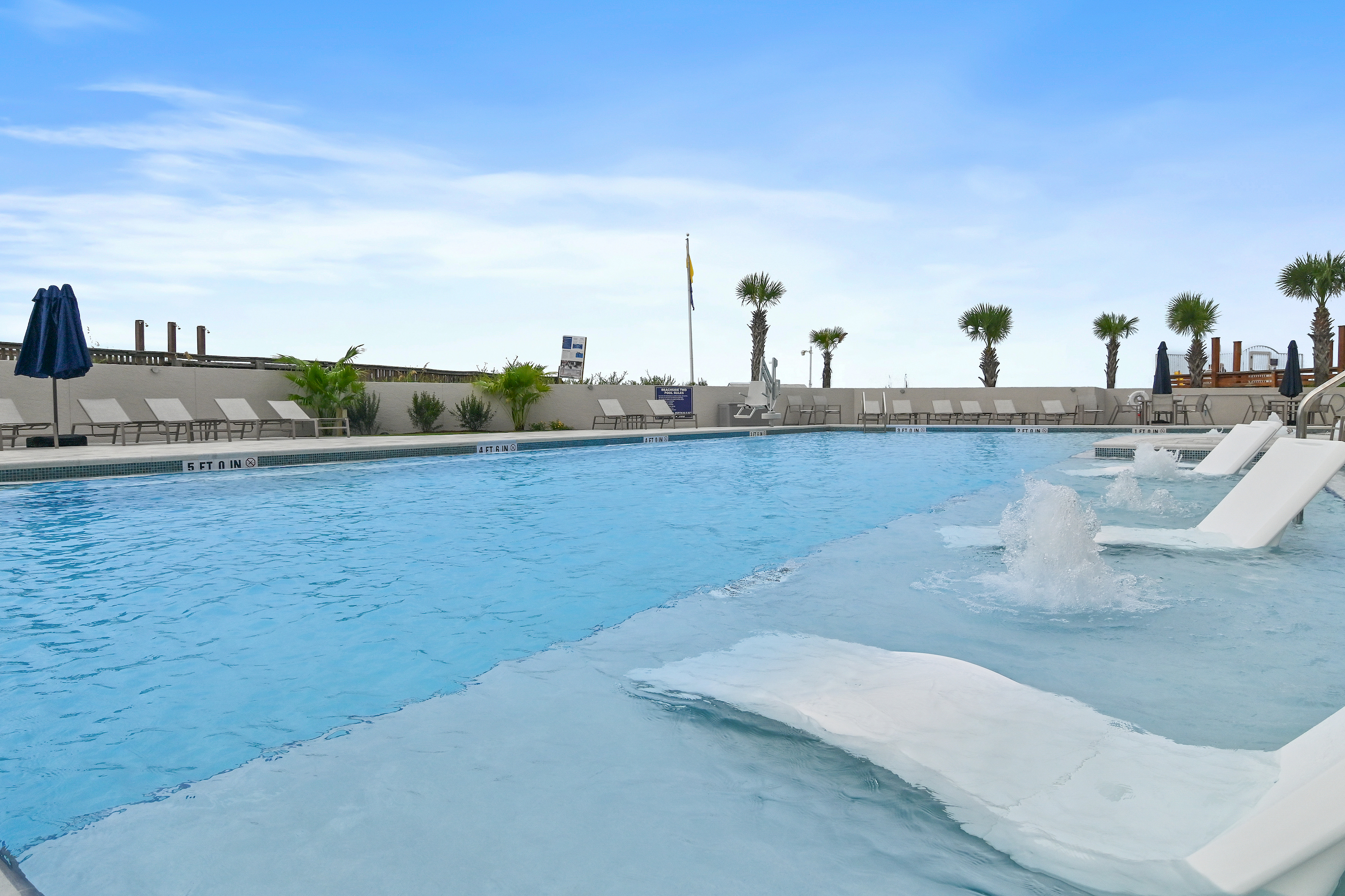  Gulf-View First-Floor Retreat With Resort Amenities - 物件實景