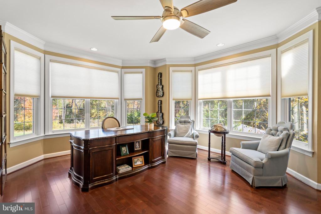 Broadlands, Virginia, 20148, United States, 5 Bedrooms Bedrooms, ,5 BathroomsBathrooms,Residential,For Sale,1977540