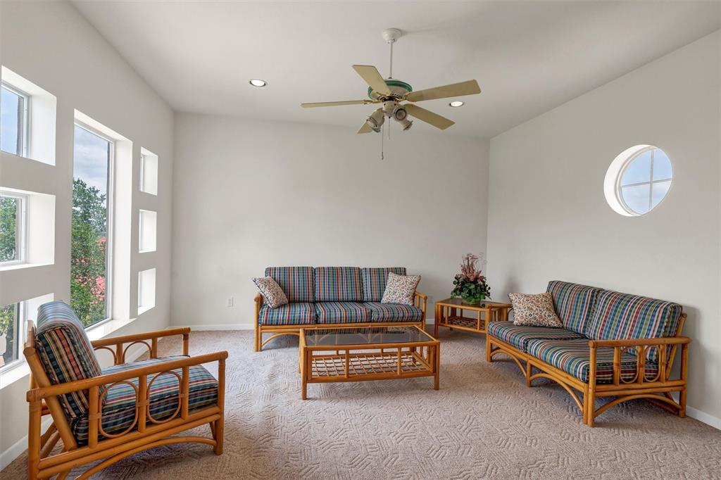 Arlington, Texas, 76006, United States, 4 Bedrooms Bedrooms, ,5 BathroomsBathrooms,Residential,For Sale,1976961