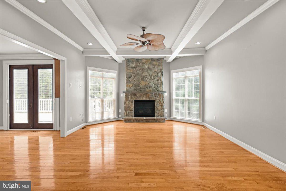 Winchester, Virginia, 22601, United States, 4 Bedrooms Bedrooms, ,5 BathroomsBathrooms,Residential,For Sale,1874493