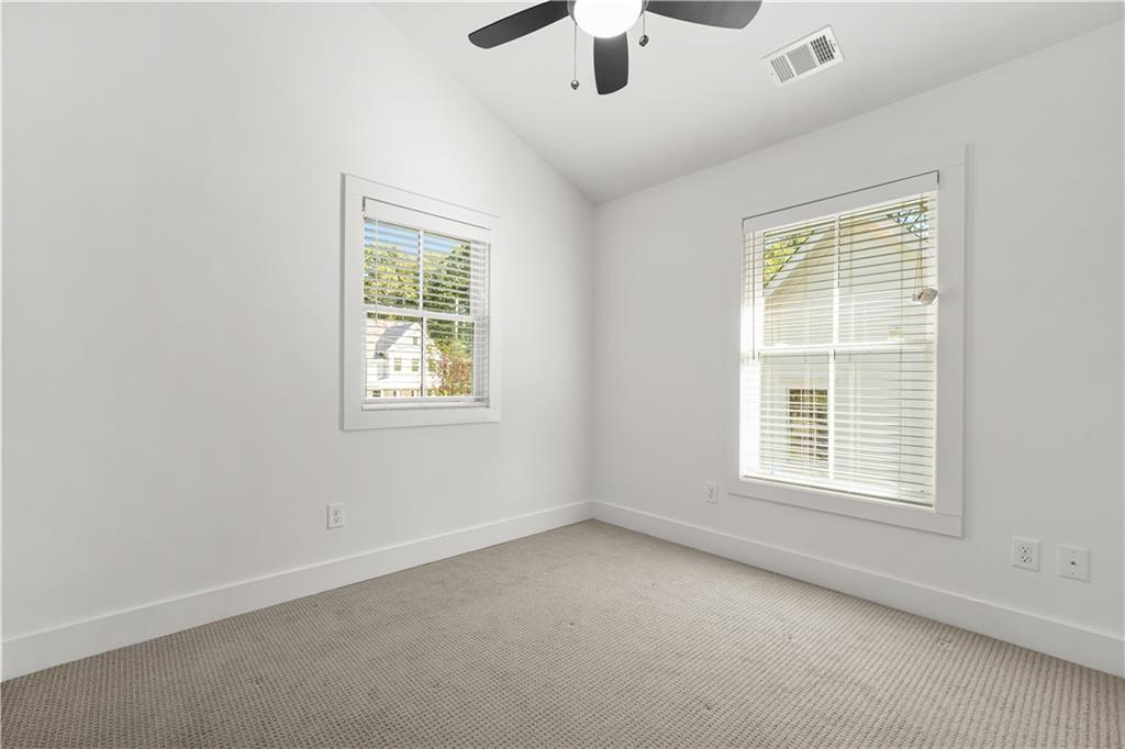 Atlanta, Georgia, 30315, United States, 3 Bedrooms Bedrooms, ,3 BathroomsBathrooms,Residential,For Sale,1966539