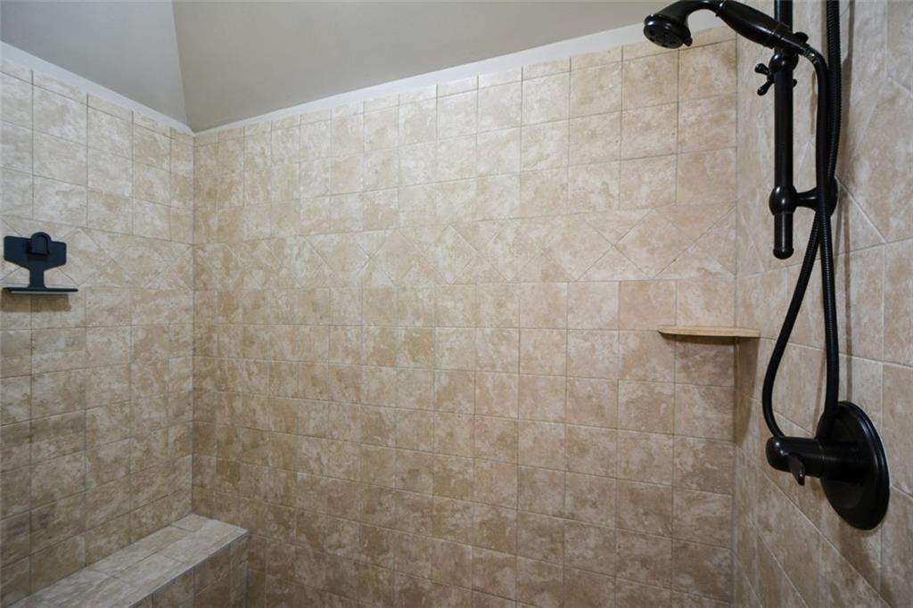 Mcdonough, Georgia, 30252, United States, 5 Bedrooms Bedrooms, ,5 BathroomsBathrooms,Residential,For Sale,1932740