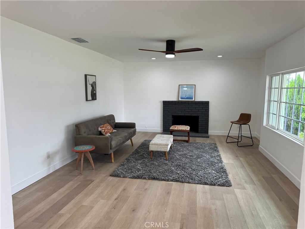 Ontario, California, 91761, United States, 4 Bedrooms Bedrooms, ,2 BathroomsBathrooms,Residential,For Sale,1988323