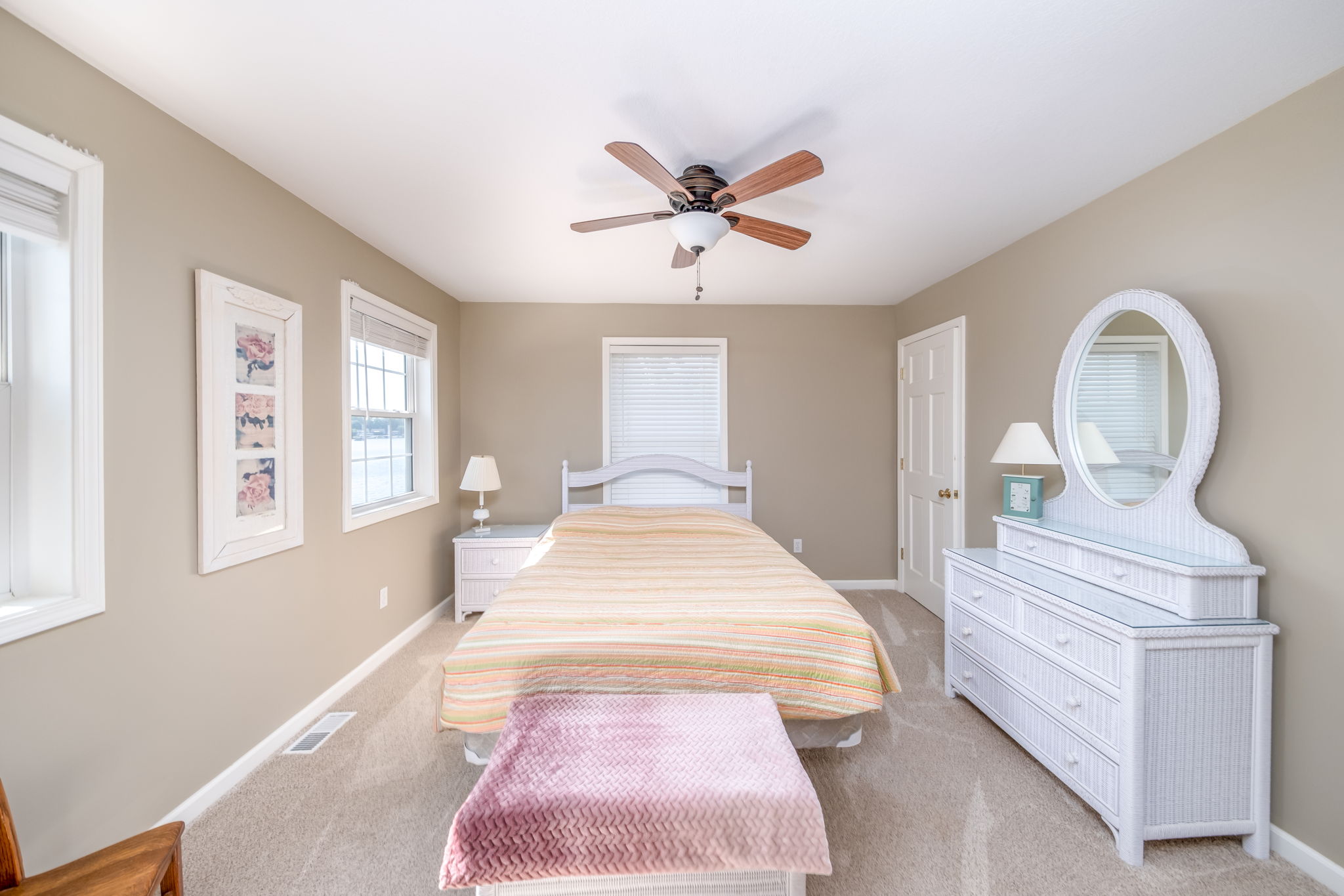 Canadian Lakes, Michigan, 49346, United States, 3 Bedrooms Bedrooms, ,3 BathroomsBathrooms,Residential,For Sale,1944876