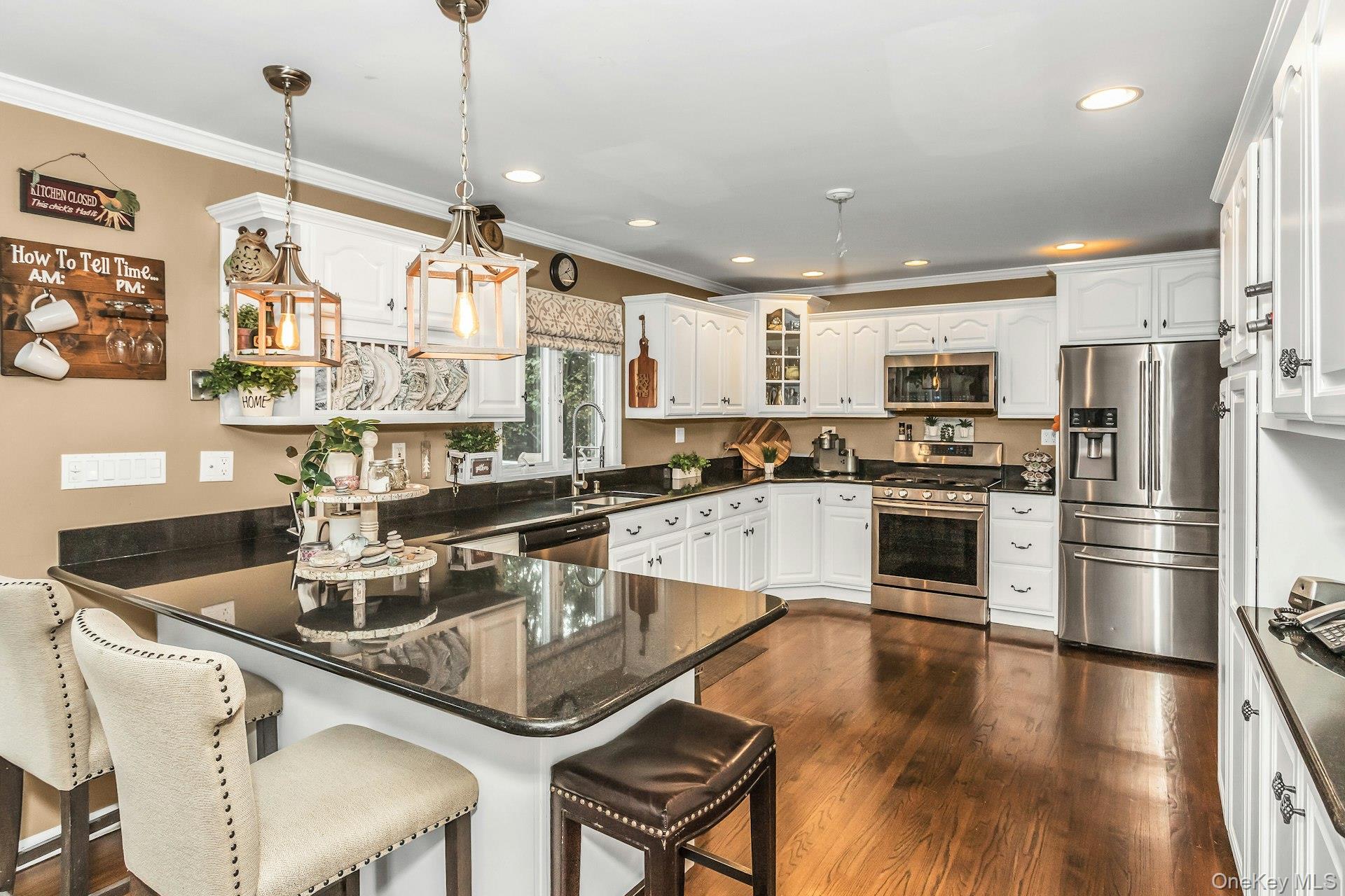 Northport, New York, 11768, United States, 4 Bedrooms Bedrooms, ,3 BathroomsBathrooms,Residential,For Sale,1988277