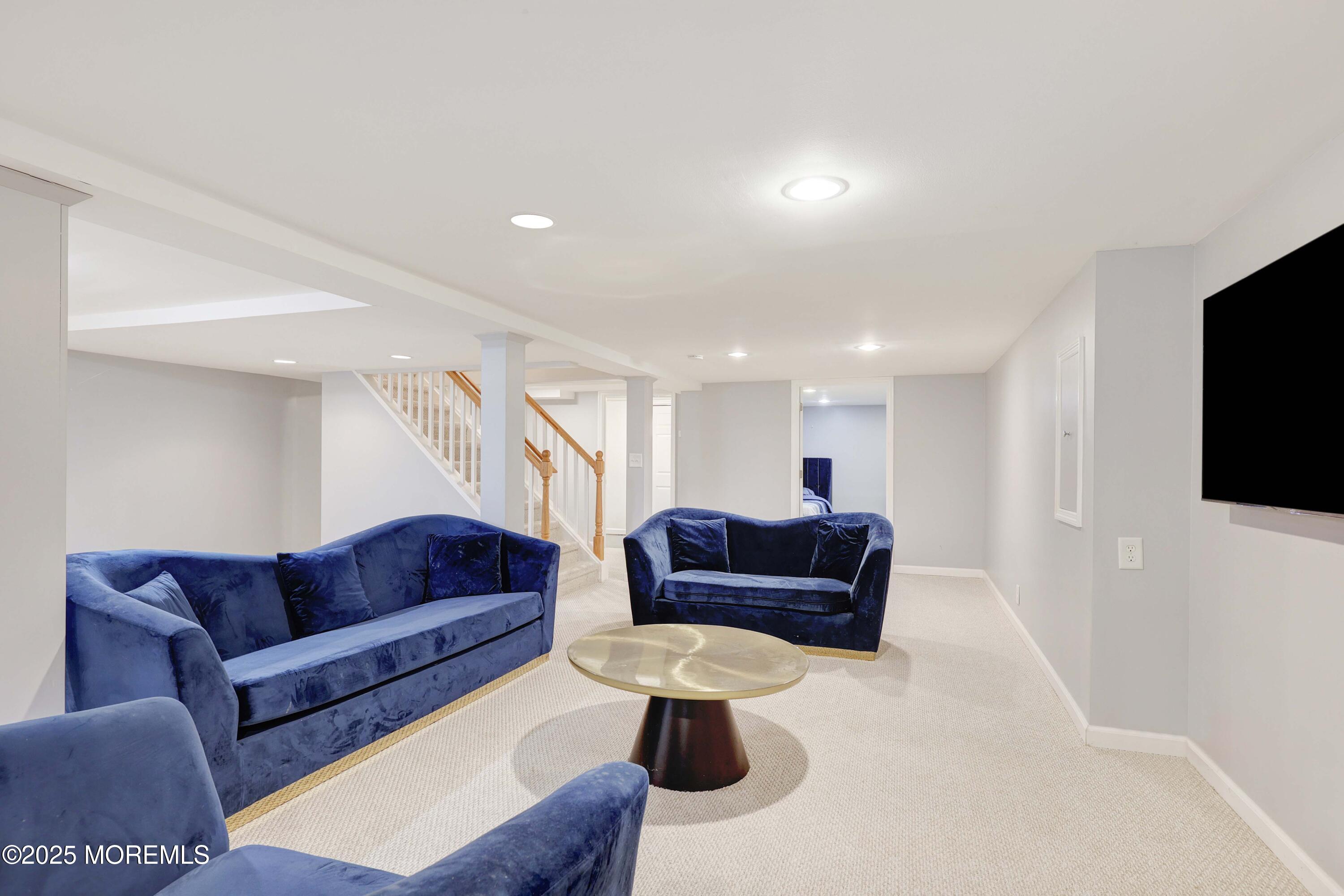 Oakhurst, New Jersey, 07755, United States, 3 Bedrooms Bedrooms, ,2 BathroomsBathrooms,Residential,For Sale,1754525