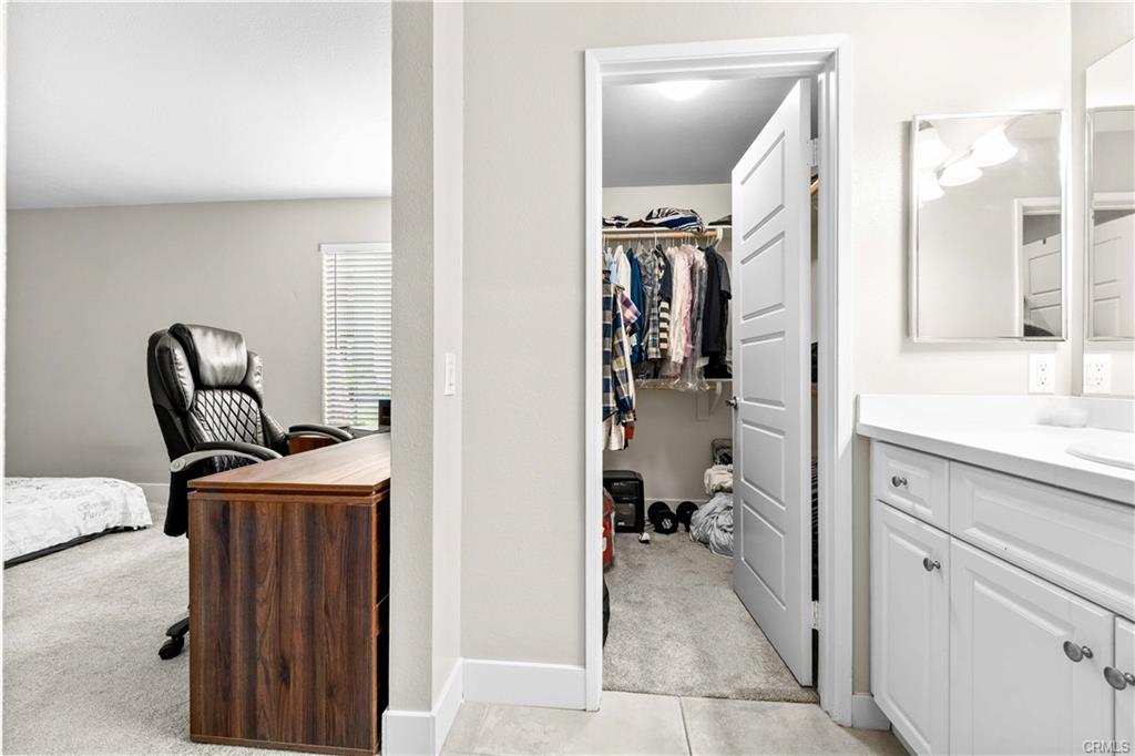 Lake Forest, California, 92630, United States, 2 Bedrooms Bedrooms, ,Residential,For Sale,1978731