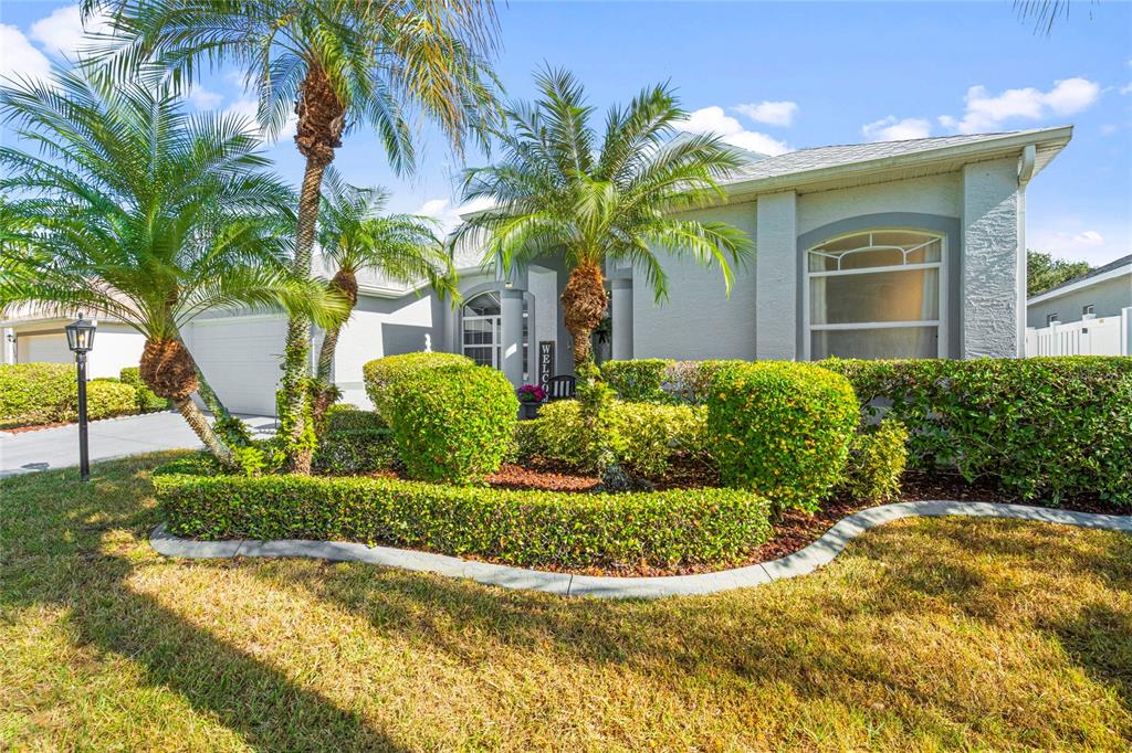 Bradenton, Florida, 34212, United States, 3 Bedrooms Bedrooms, ,3 BathroomsBathrooms,Residential,For Sale,1991817