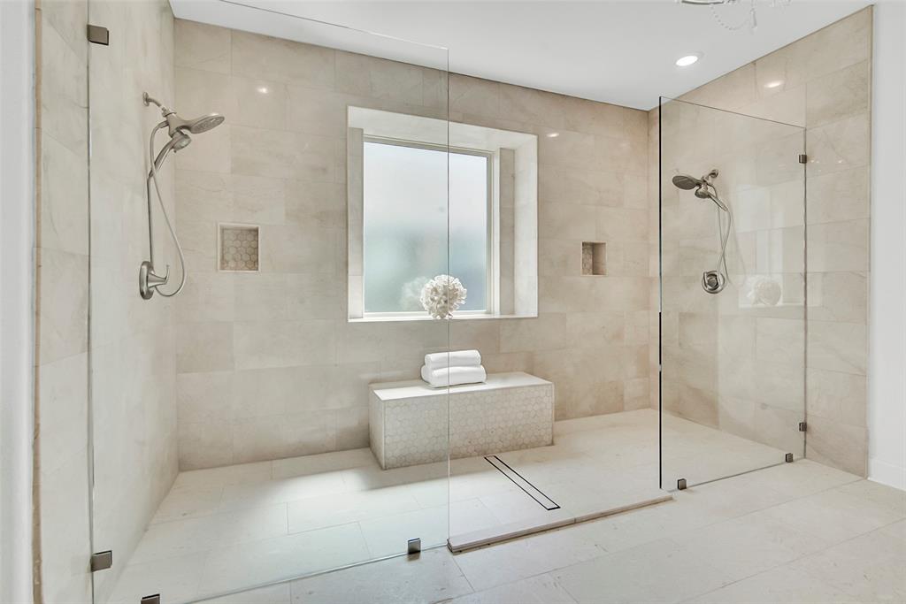Little Elm, Texas, 76227, United States, 4 Bedrooms Bedrooms, ,3 BathroomsBathrooms,Residential,For Sale,1866695