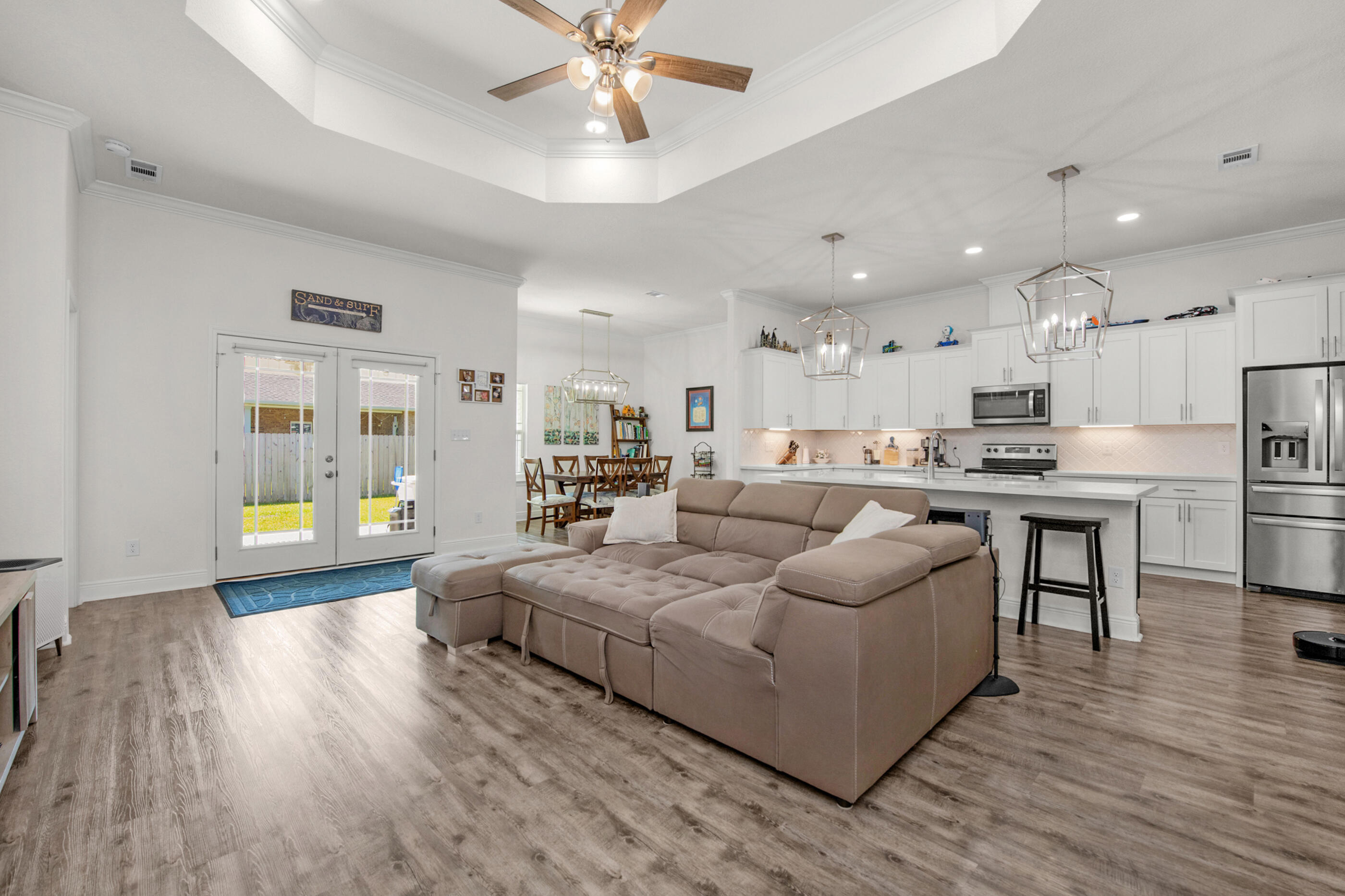 Gulf Breeze, Florida, 32563, United States, 5 Bedrooms Bedrooms, ,3 BathroomsBathrooms,Residential,For Sale,1950395