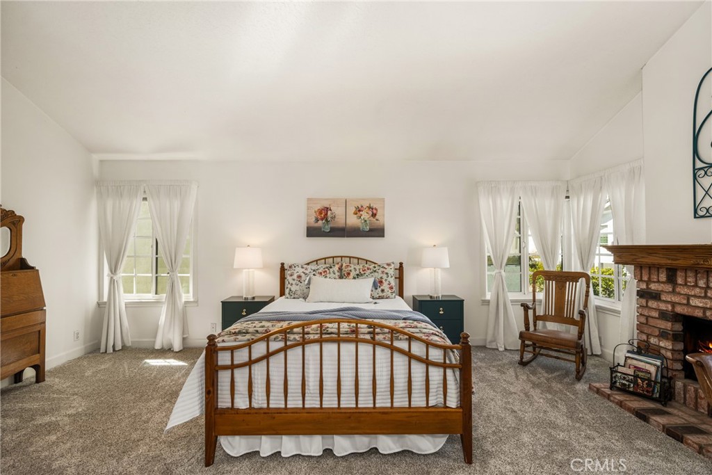 Irvine, California, 92614, United States, 4 Bedrooms Bedrooms, ,3 BathroomsBathrooms,Residential,For Sale,1988283