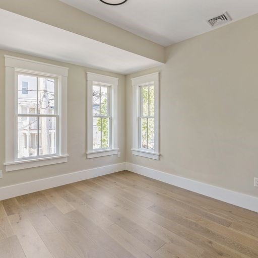 Somerville, Massachusetts, 02144, United States, 4 Bedrooms Bedrooms, ,4 BathroomsBathrooms,Residential,For Sale,1976862