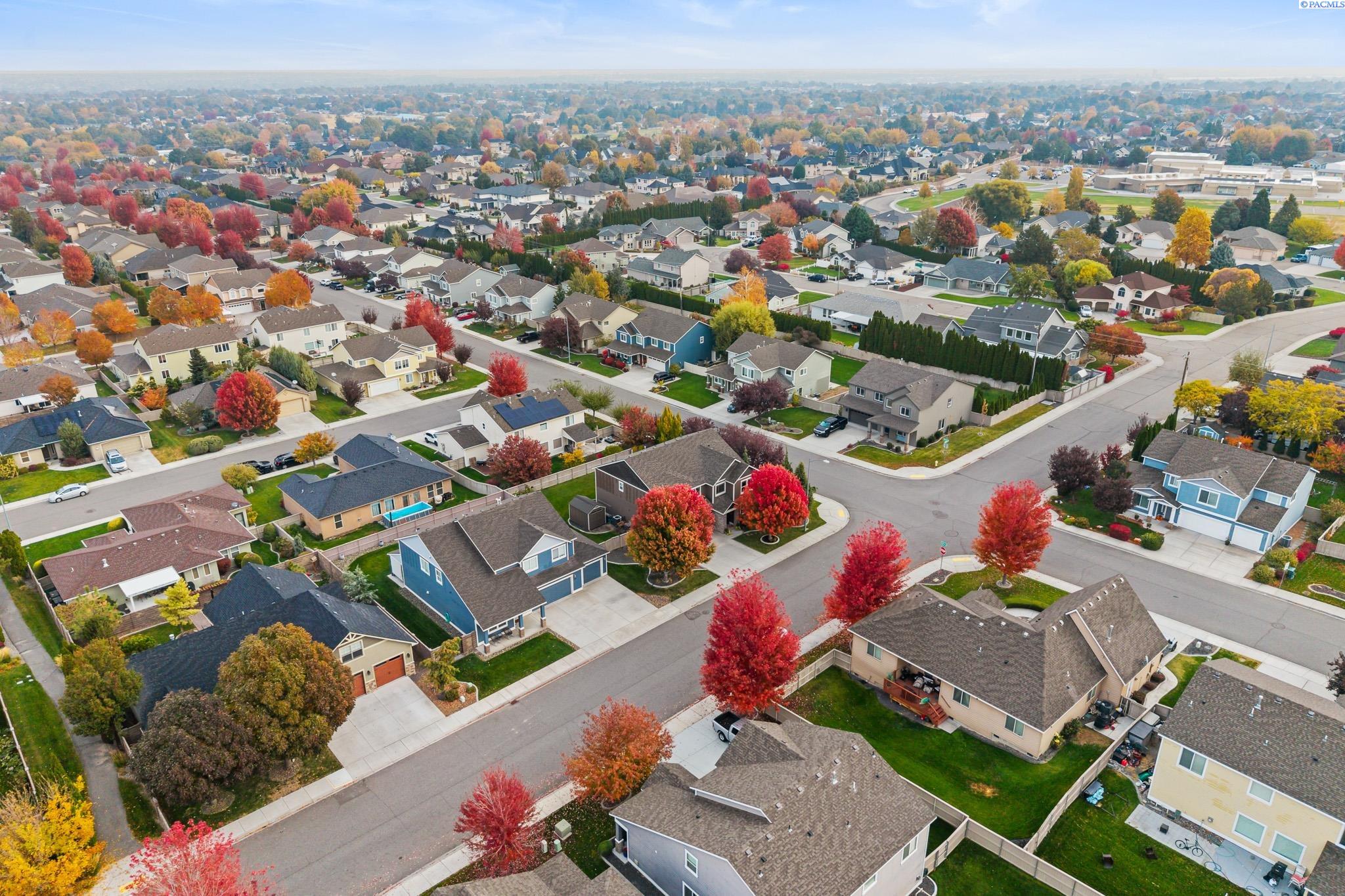 Kennewick, Washington, 99338, United States, 4 Bedrooms Bedrooms, ,3 BathroomsBathrooms,Residential,For Sale,1982934