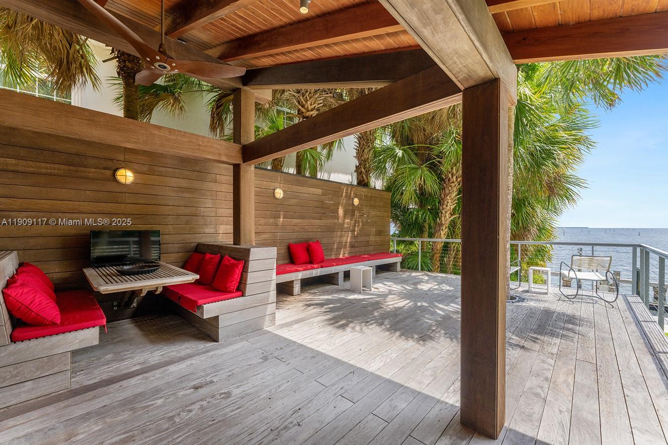 Miami, Florida, 33133, United States, 13 Bedrooms Bedrooms, ,18 BathroomsBathrooms,Residential,For Sale,1989288