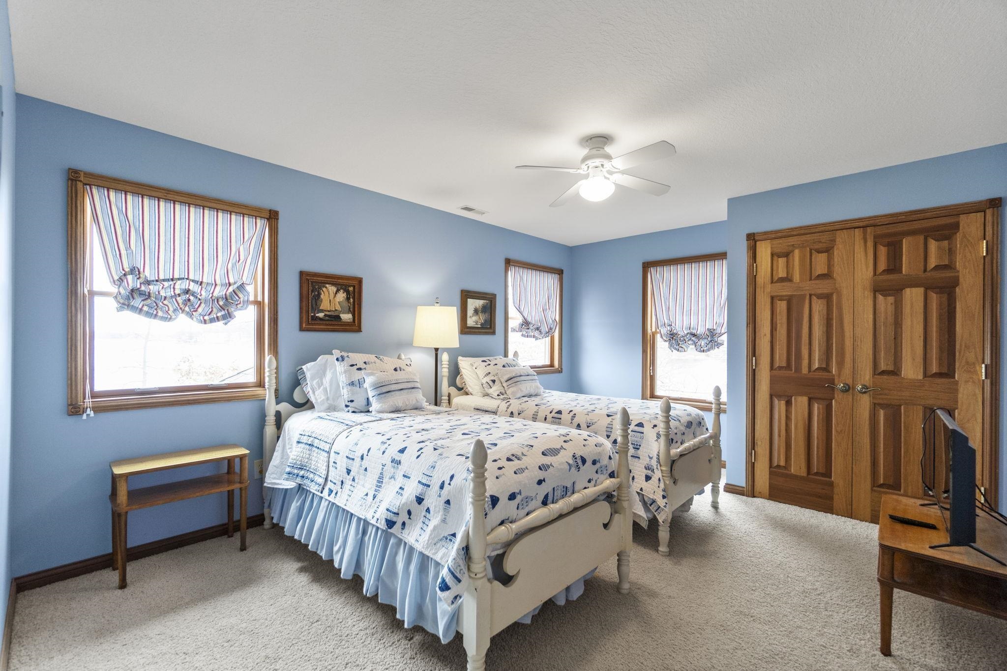 Rome City, Indiana, 46784, United States, 4 Bedrooms Bedrooms, ,3 BathroomsBathrooms,Residential,For Sale,1947121