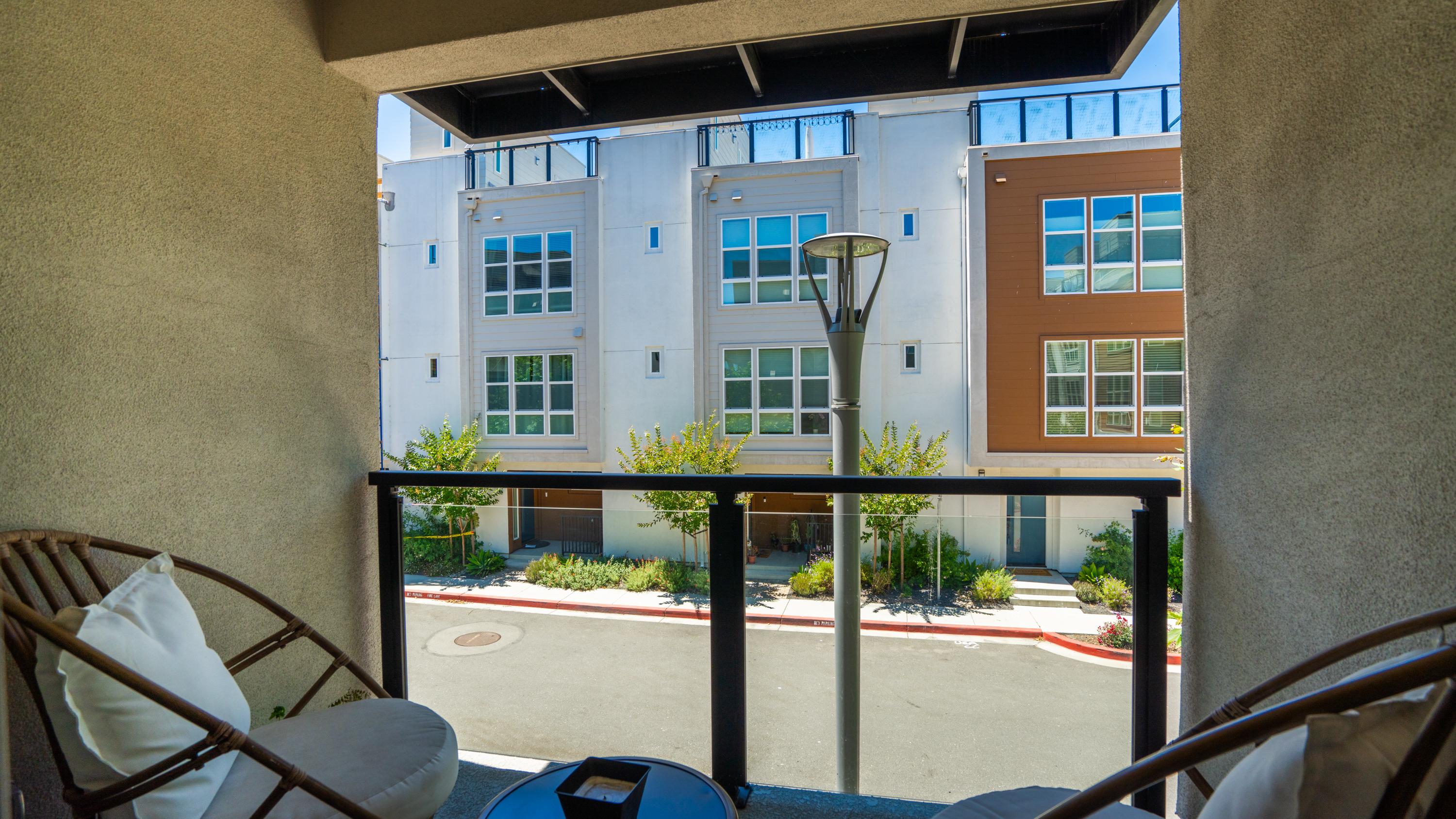  Modern Townhome in Novato - 物件實景