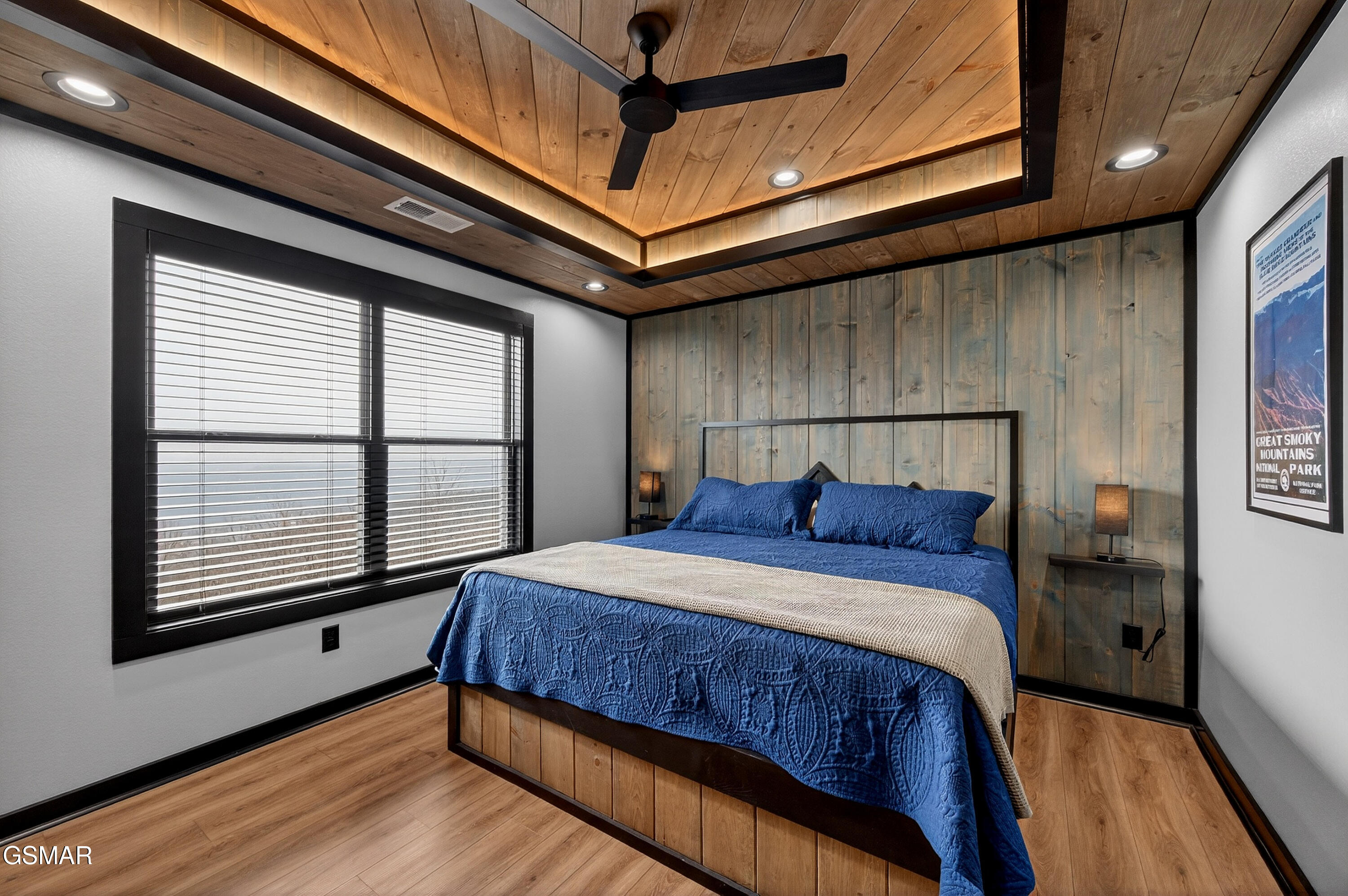 Sevierville, Tennessee, 37876, United States, 3 Bedrooms Bedrooms, ,5 BathroomsBathrooms,Residential,For Sale,1977074