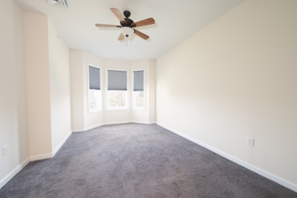 Weymouth, Massachusetts, 02190, United States, 2 Bedrooms Bedrooms, ,2 BathroomsBathrooms,Residential,For Sale,1978369