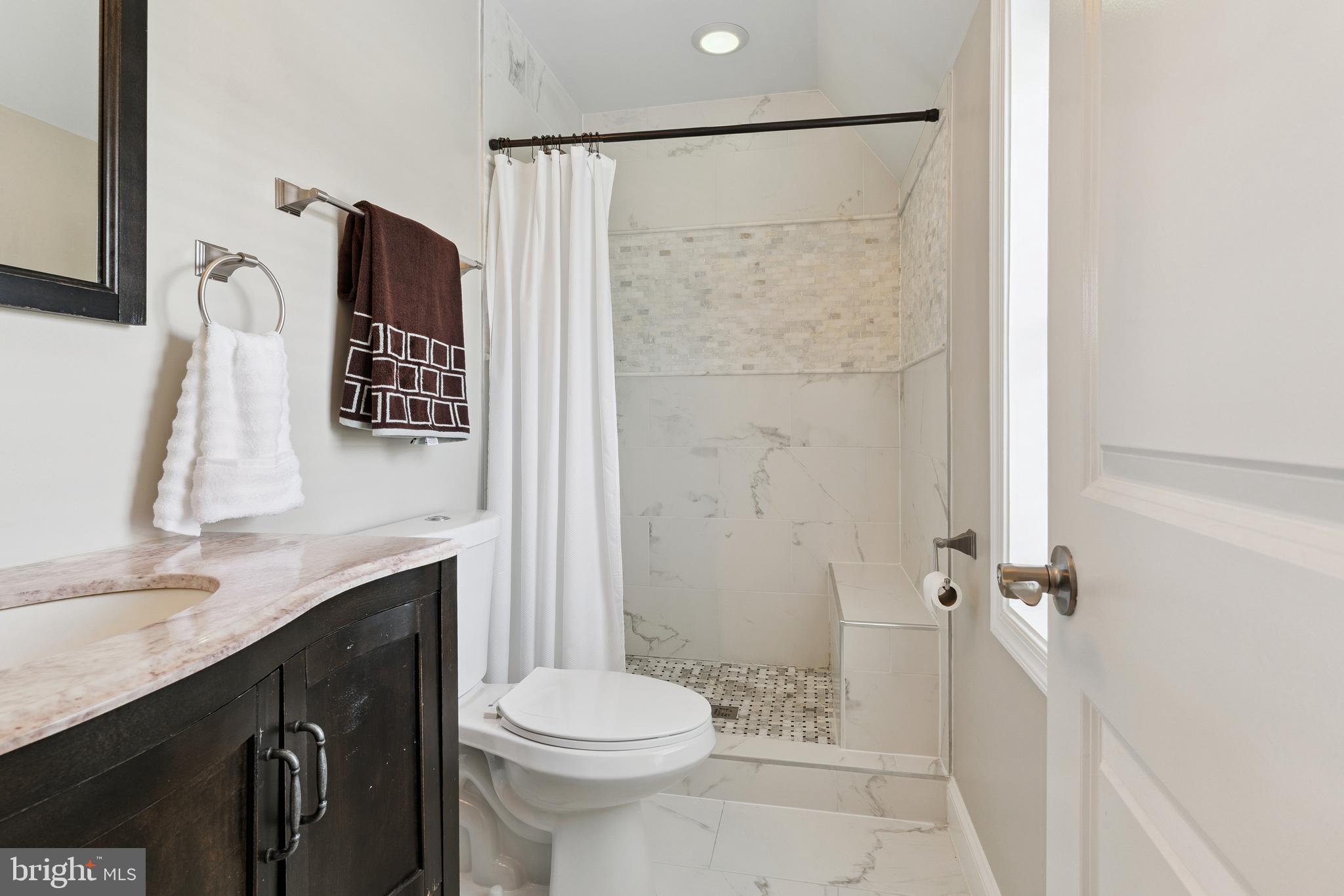 Washington, District of Columbia, 20011, United States, 3 Bedrooms Bedrooms, ,4 BathroomsBathrooms,Residential,For Sale,1935527