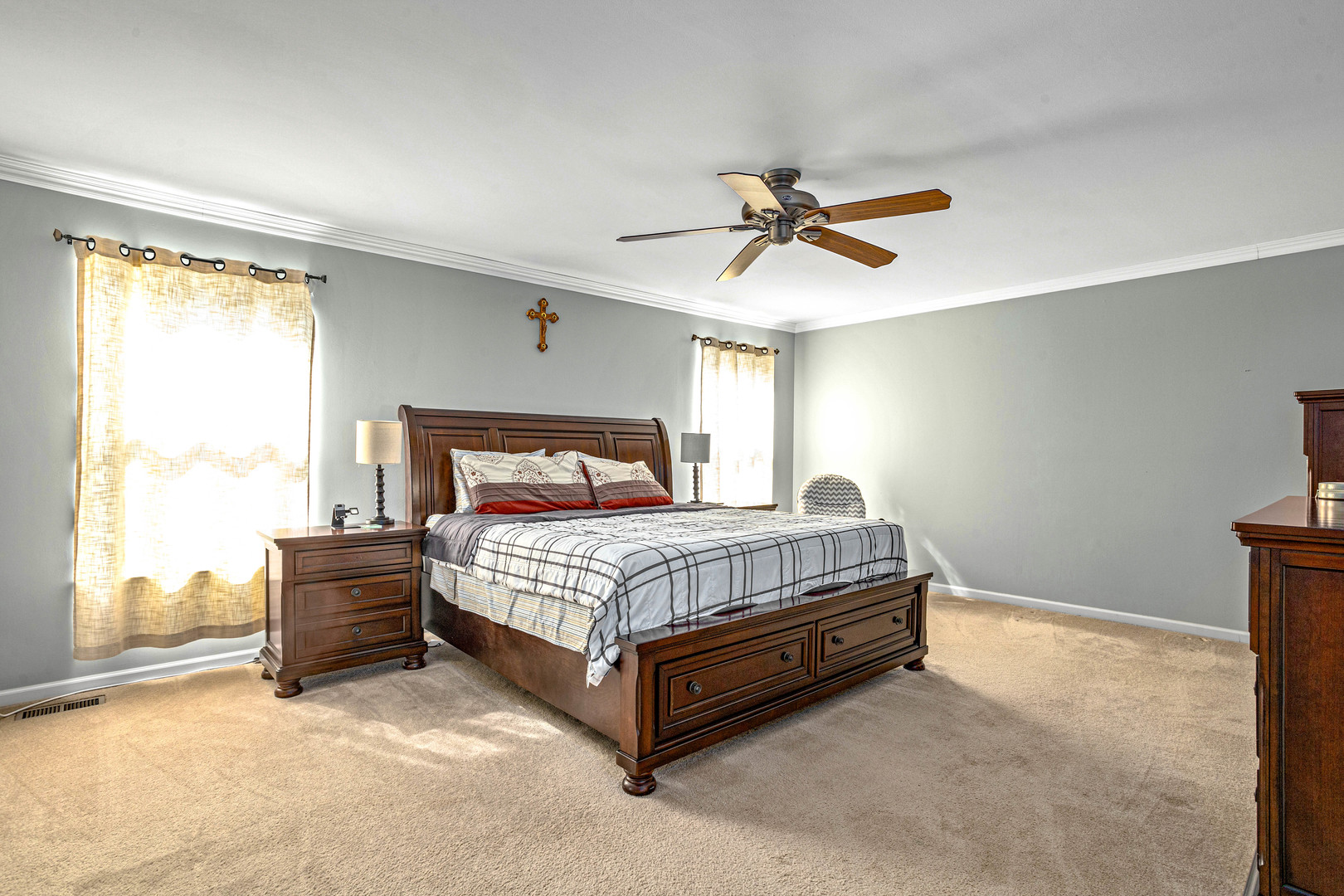 Bartlett, Illinois, 60103, United States, 4 Bedrooms Bedrooms, ,4 BathroomsBathrooms,Residential,For Sale,1950831