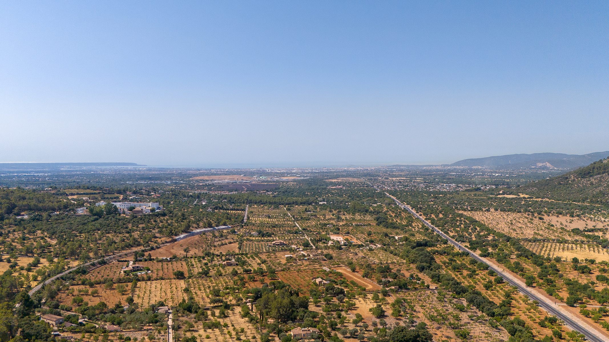  Land with panoramic views and 3 small buildings in Bunyola - 物件實景