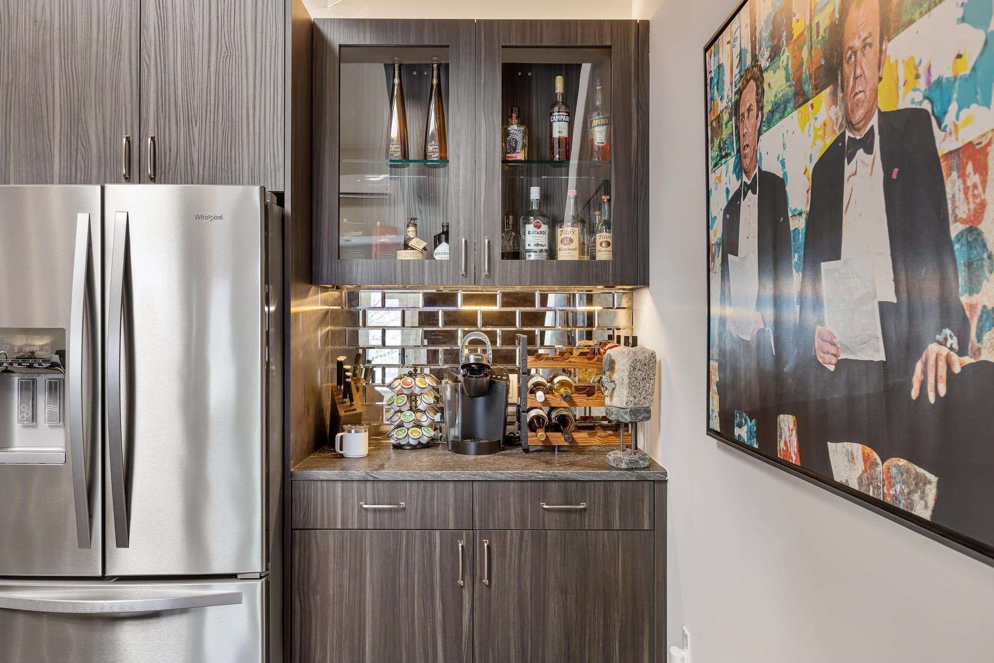 Harrison Twp, Michigan, 48045, United States, 2 Bedrooms Bedrooms, ,3 BathroomsBathrooms,Residential,For Sale,1979598