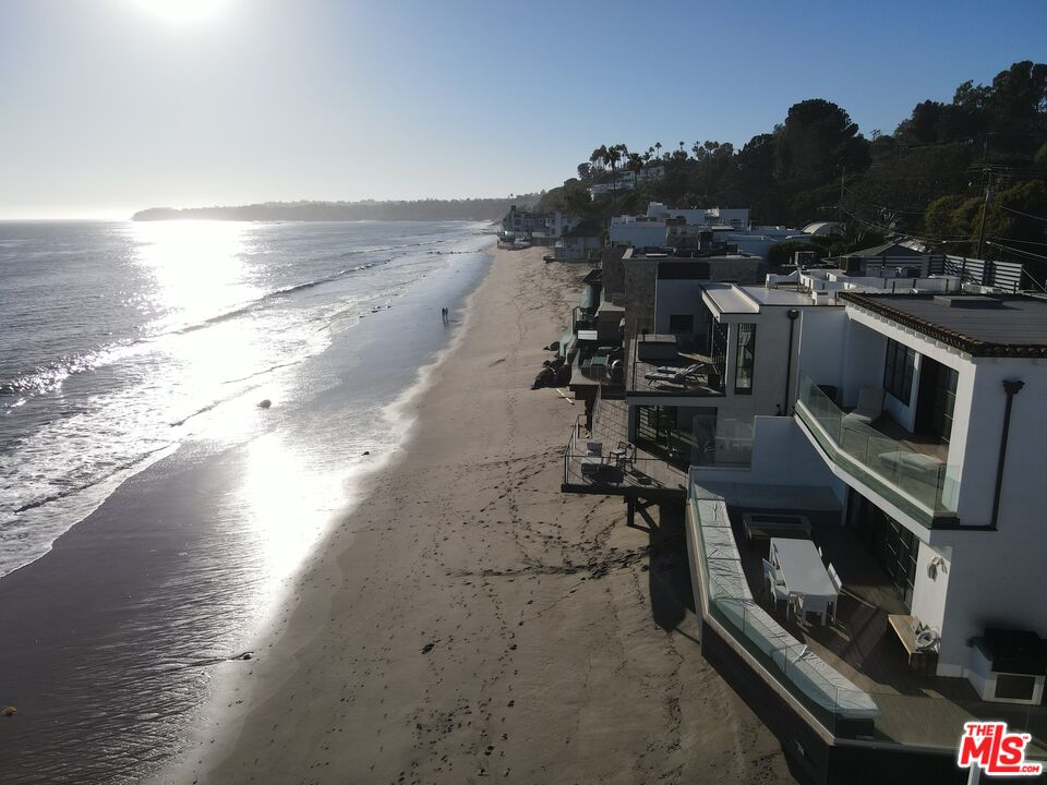 Malibu, California, 90265, United States, 3 Bedrooms Bedrooms, ,3 BathroomsBathrooms,Residential,For Sale,1994760